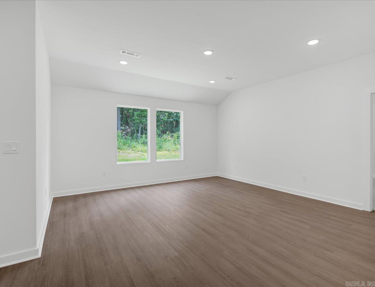 56 Wolfsbridge Loop Property Photo 14