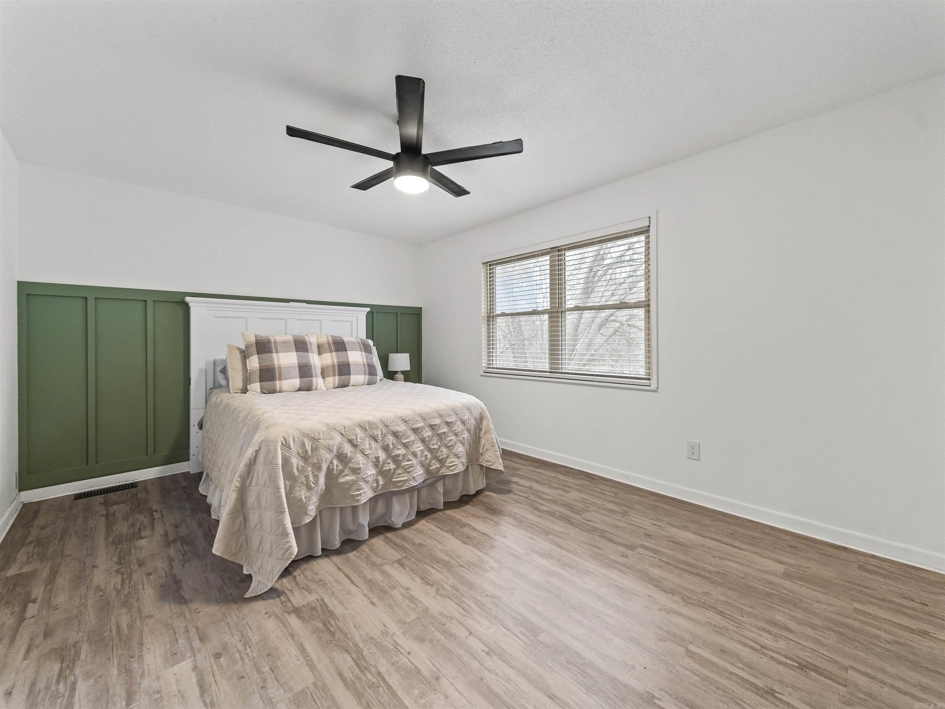 111 Hillsdale Terrace Property Photo 15
