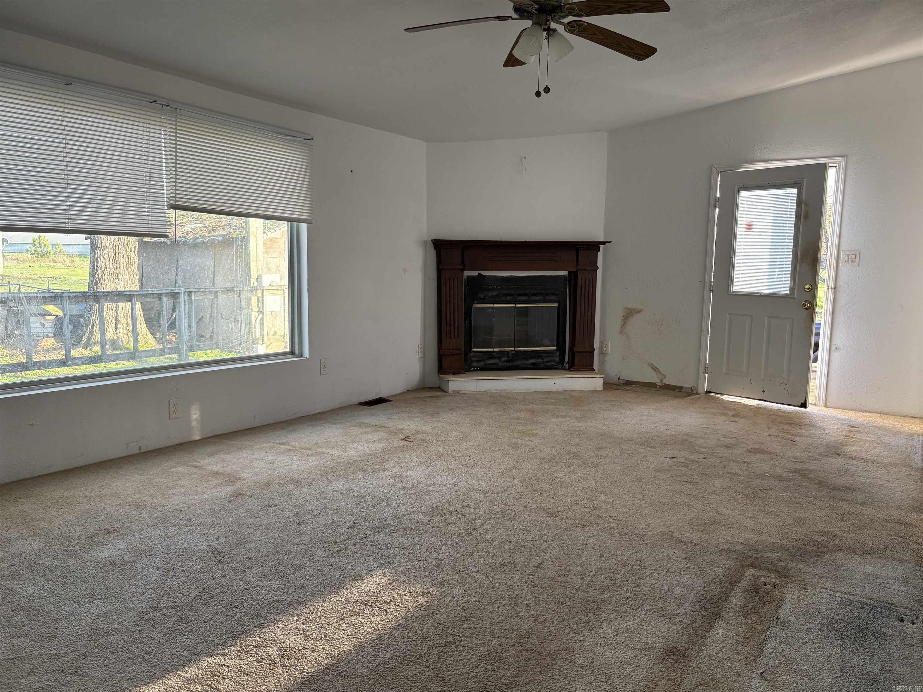 1 Lazy Valley Property Photo 2