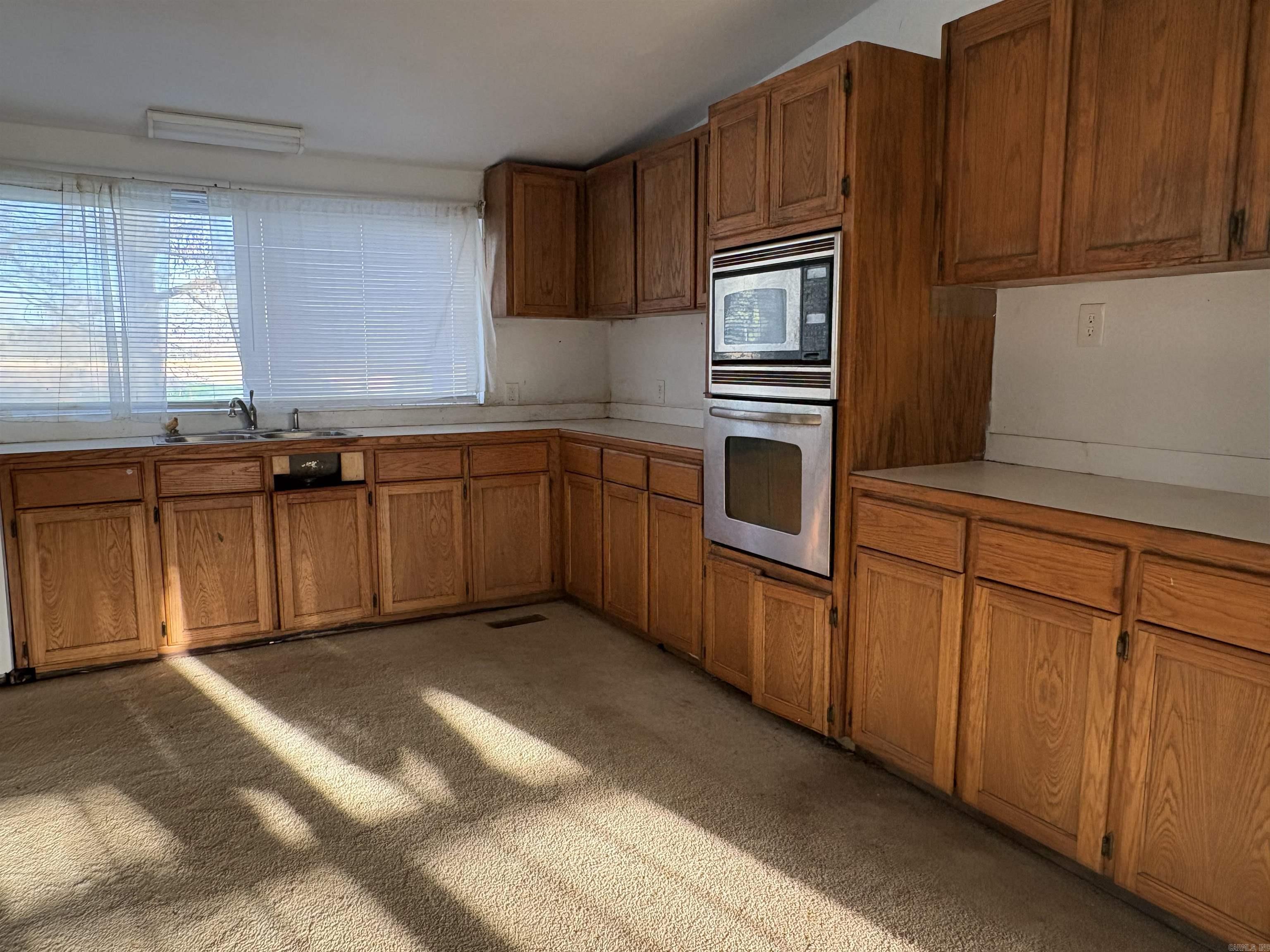 1 Lazy Valley Property Photo 3