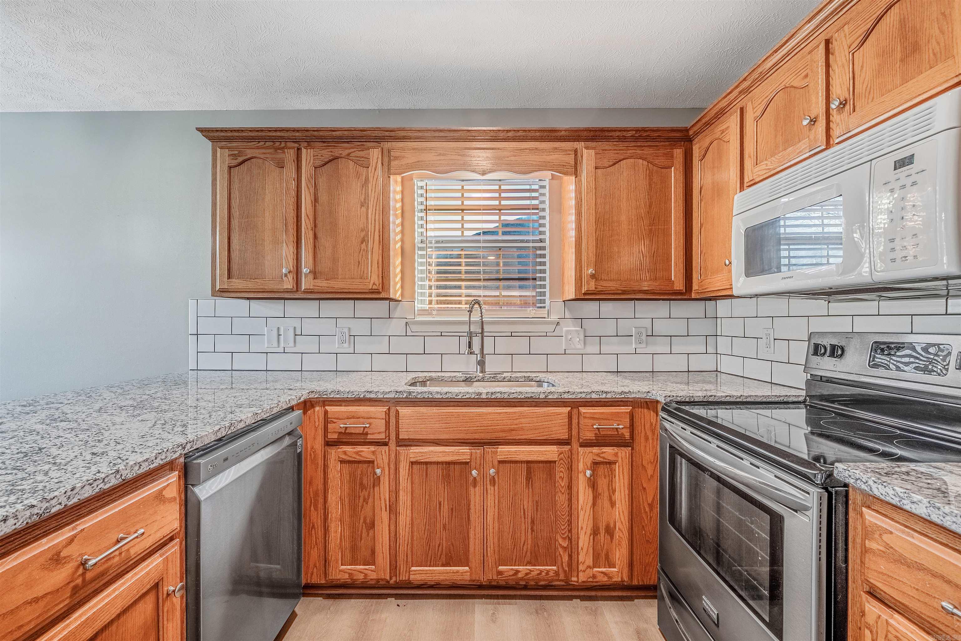 2470 Remington Drive Property Photo 7