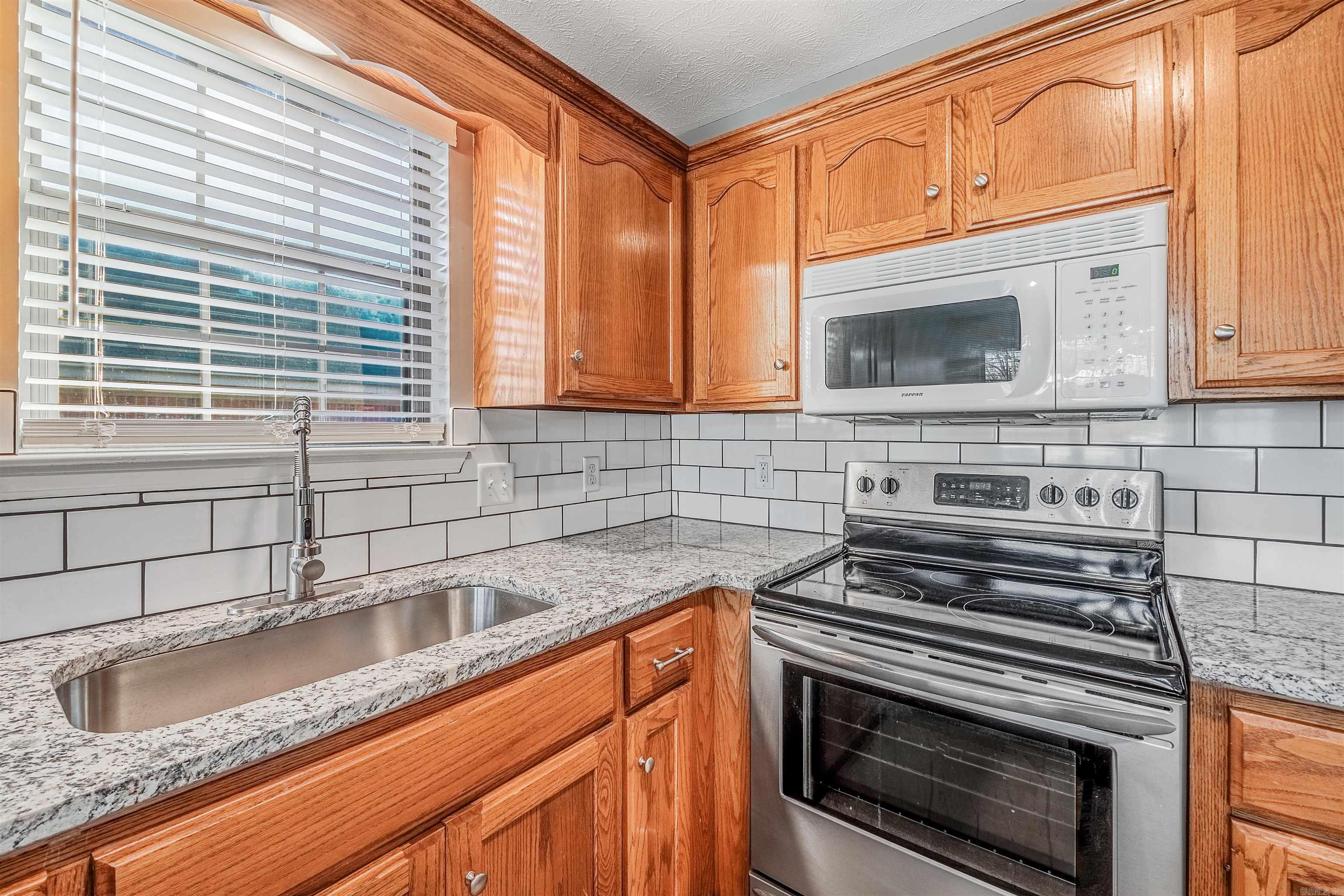 2470 Remington Drive Property Photo 8