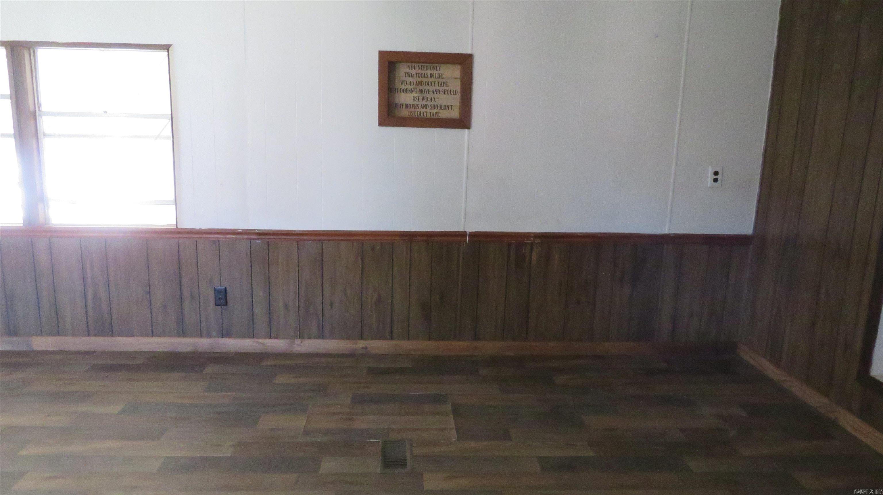 360 Happy Hollow Road Property Photo 34