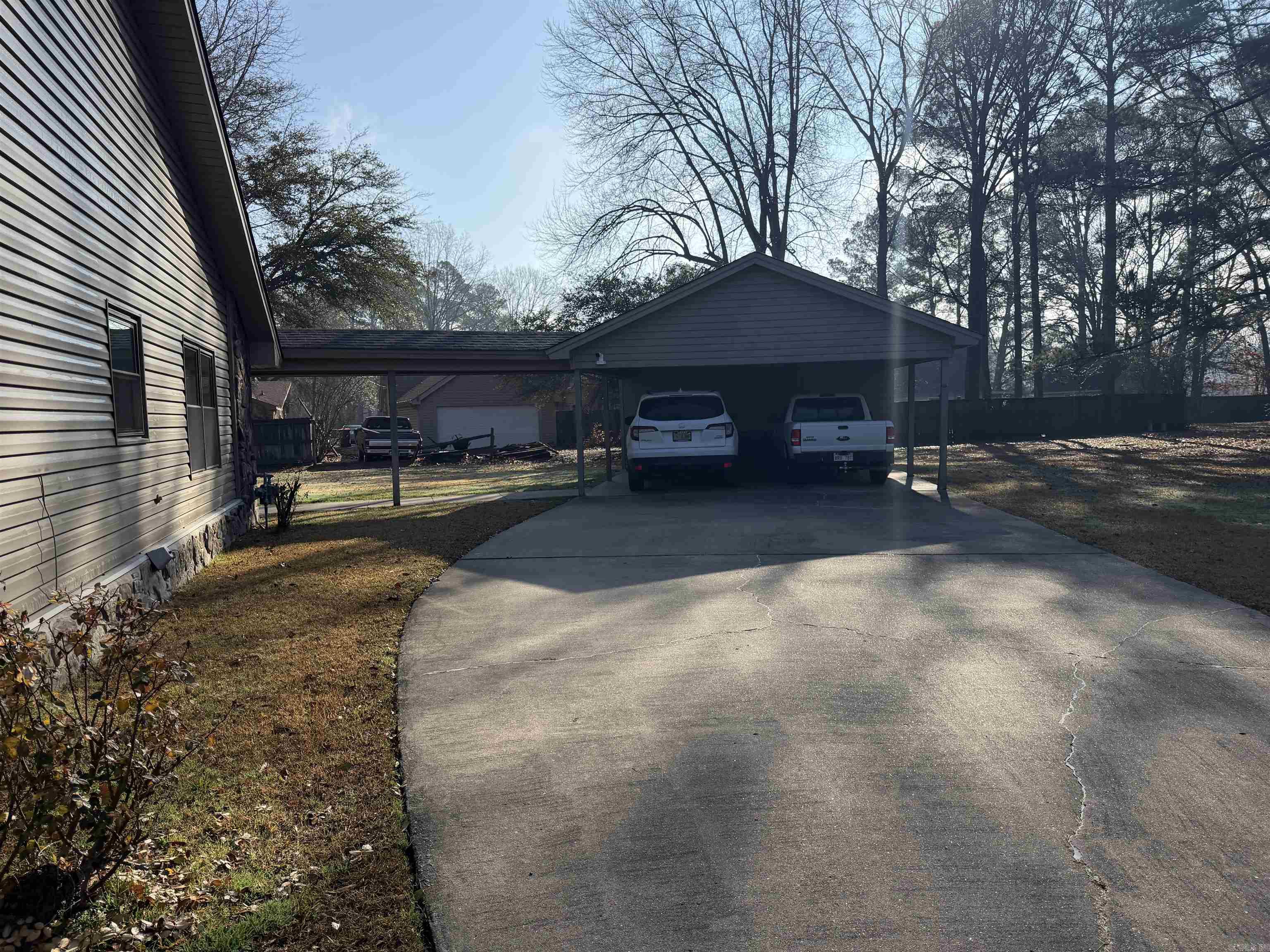 6 Cromwell Cove Property Photo 3
