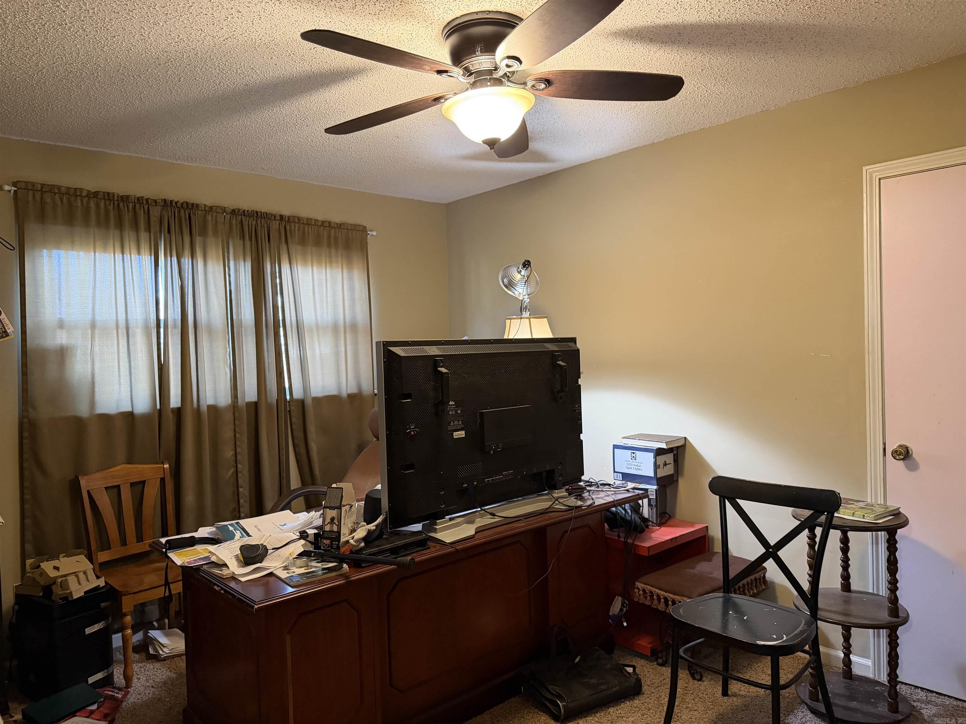 6 Cromwell Cove Property Photo 28