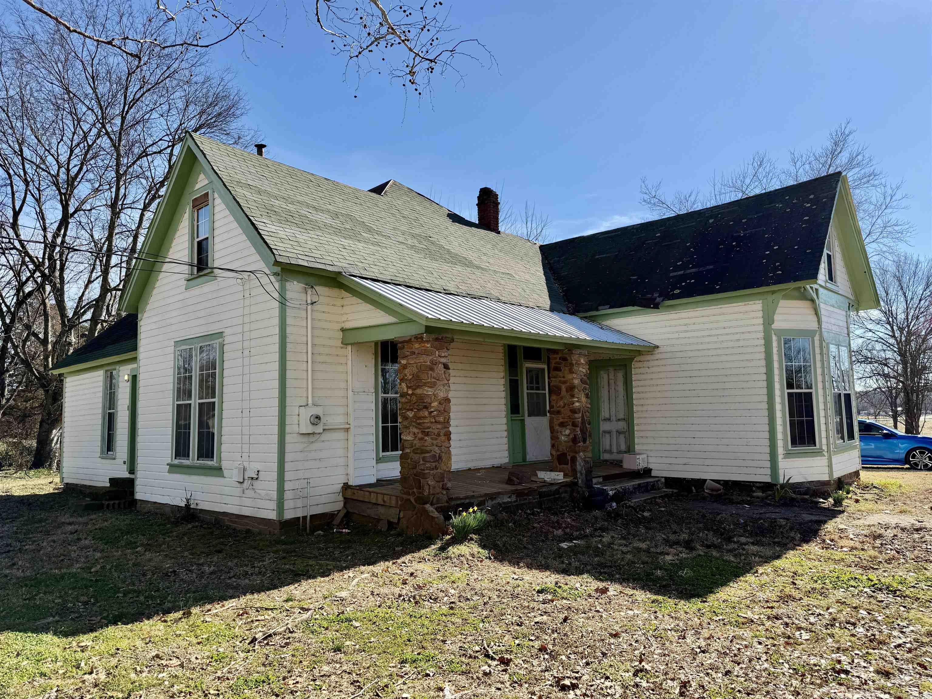 109 Brown St Property Photo 4