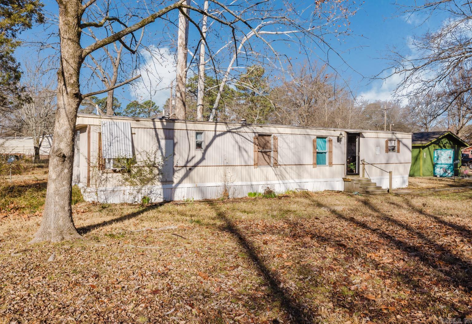 2913 Glennbrook Property Photo 2
