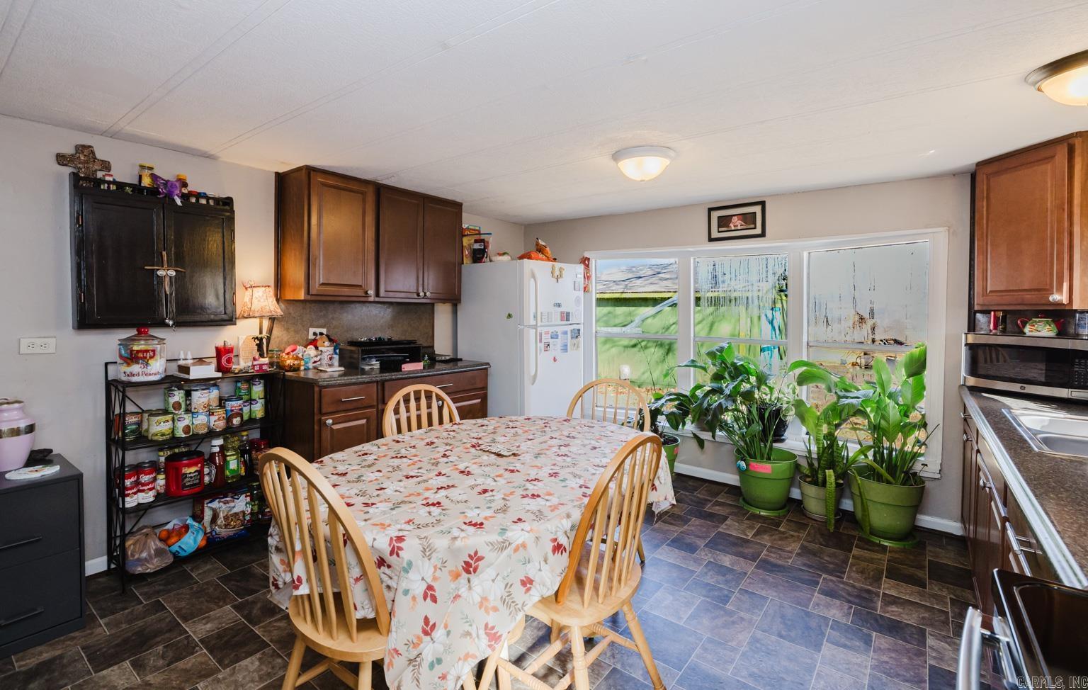 2913 Glennbrook Property Photo 10