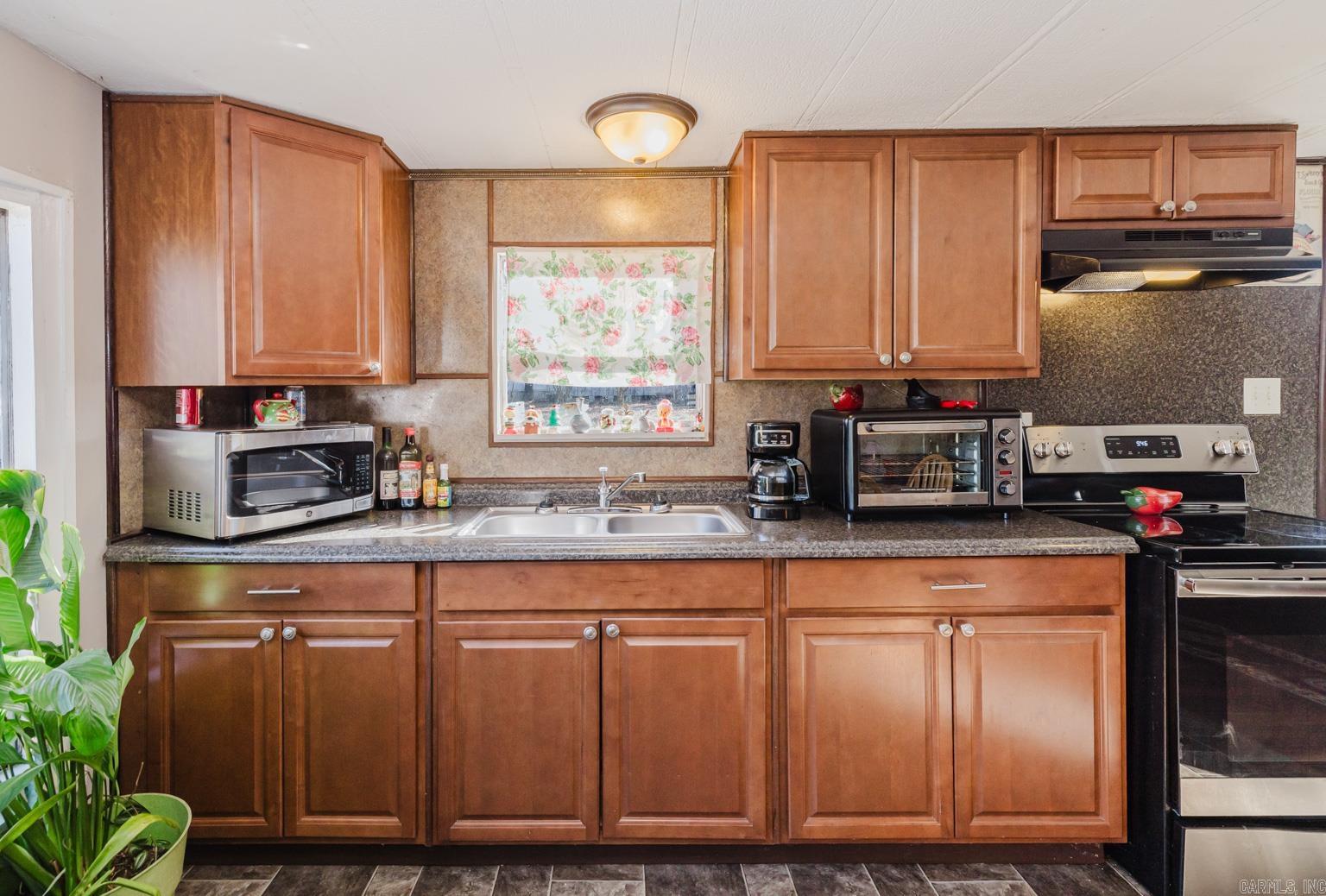 2913 Glennbrook Property Photo 15