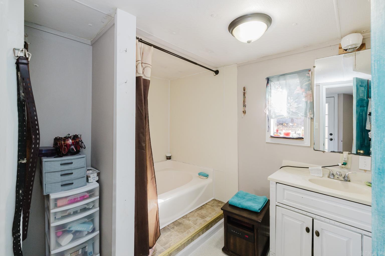 2913 Glennbrook Property Photo 20