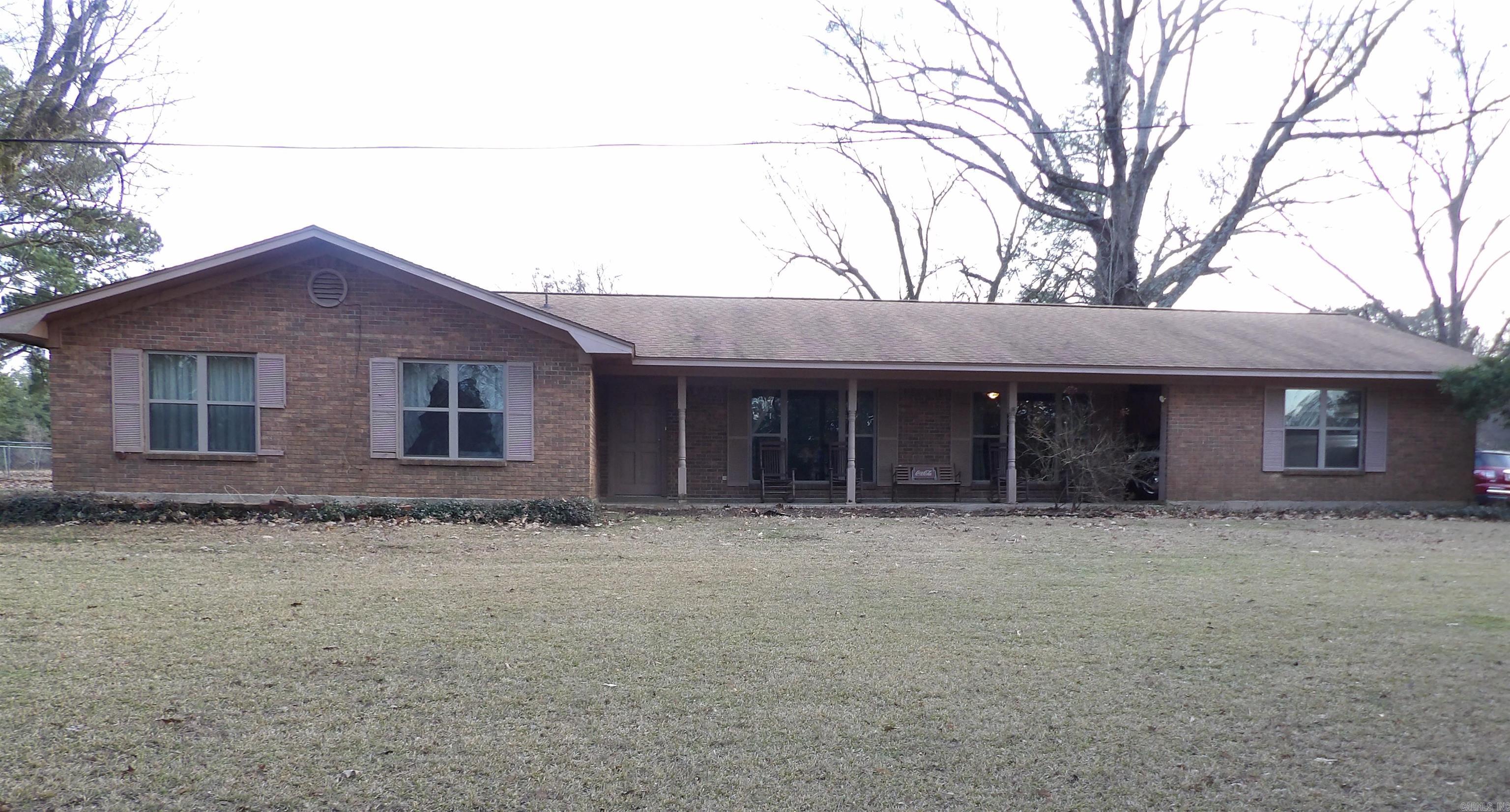 1316 E 278 Highway Property Photo 1