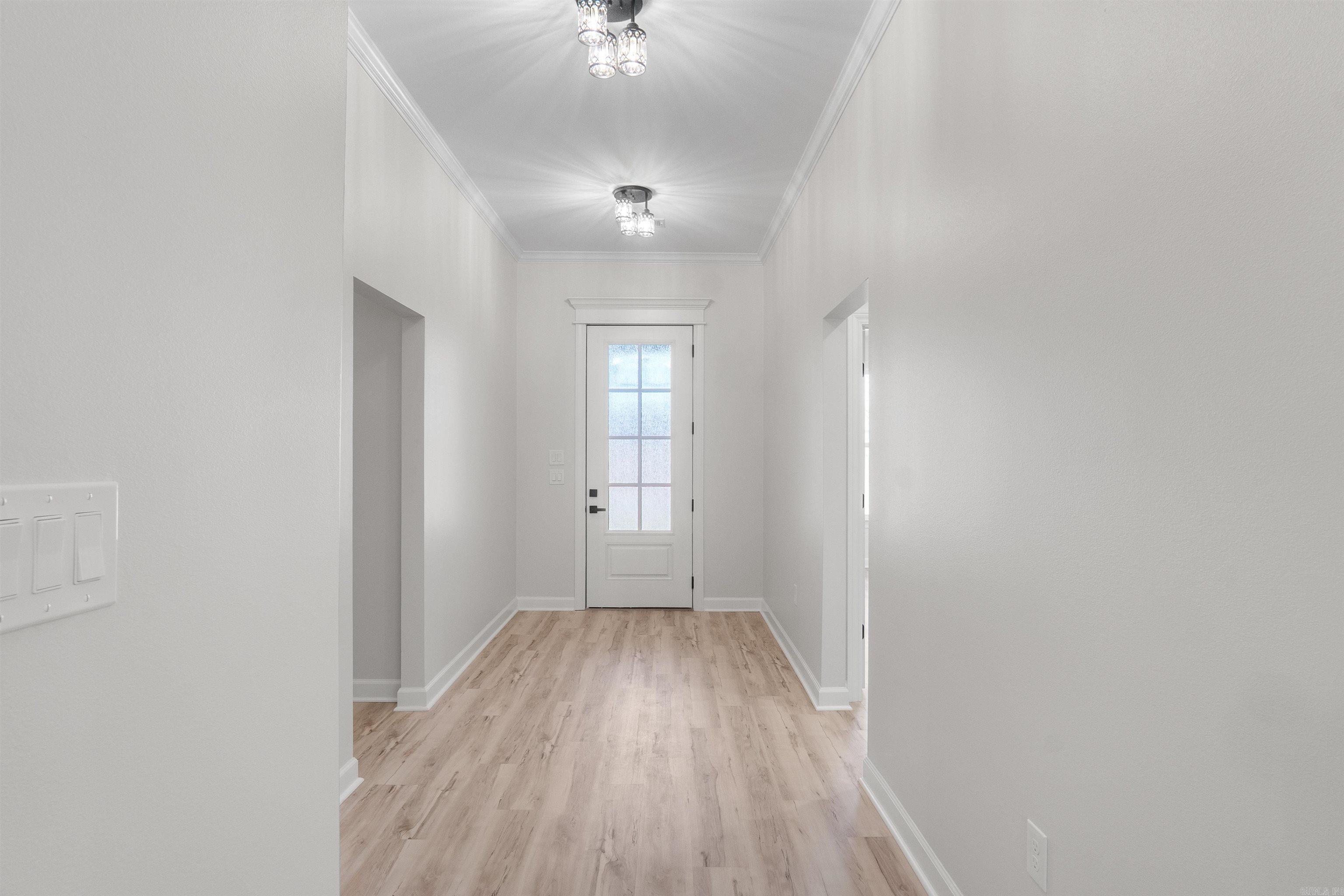 518 Madeleine Circle Property Photo 6