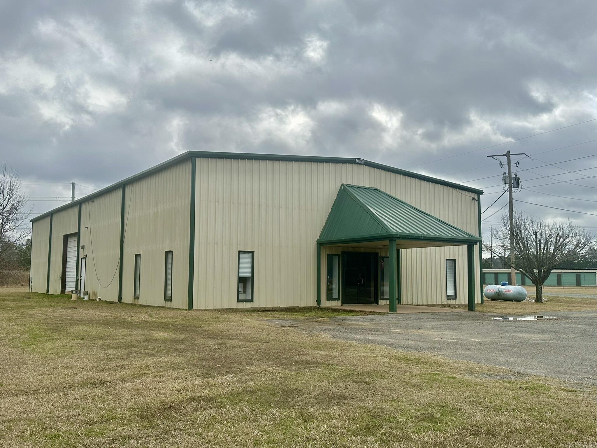 2901 S Highway 133 Property Photo 2