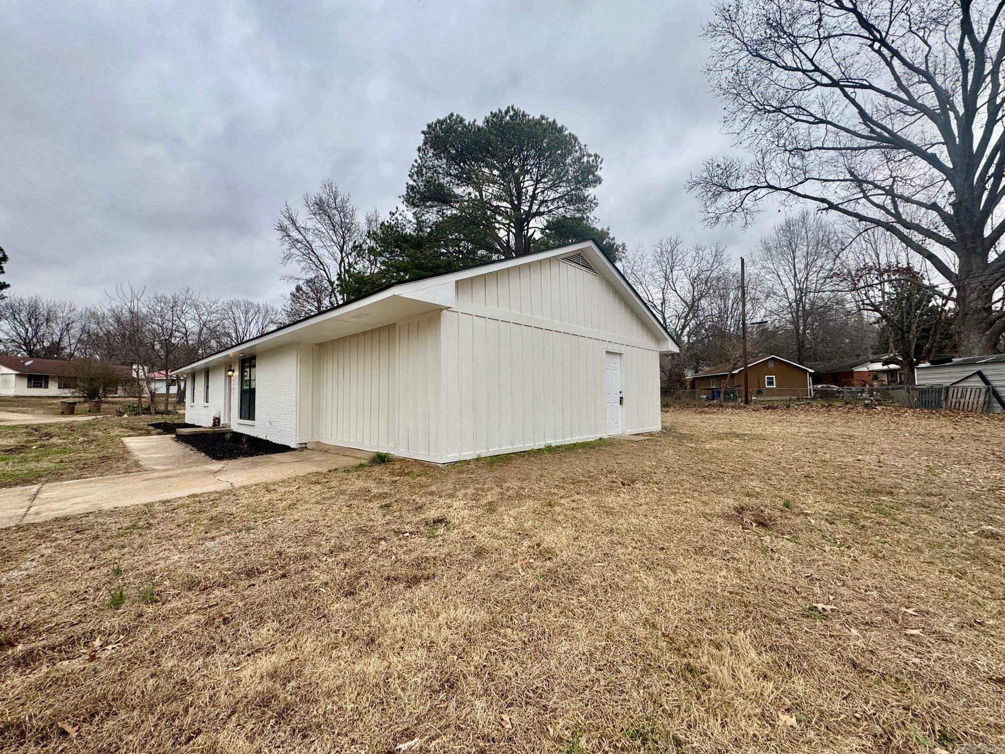 2102 Indian Trail Property Photo 22