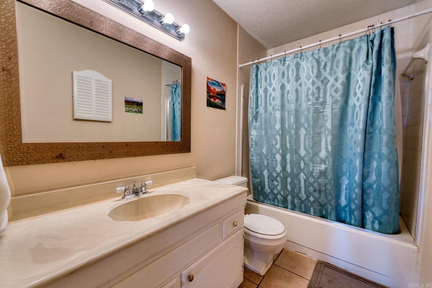 125 Carl Drive, Unit 15 Property Photo 15