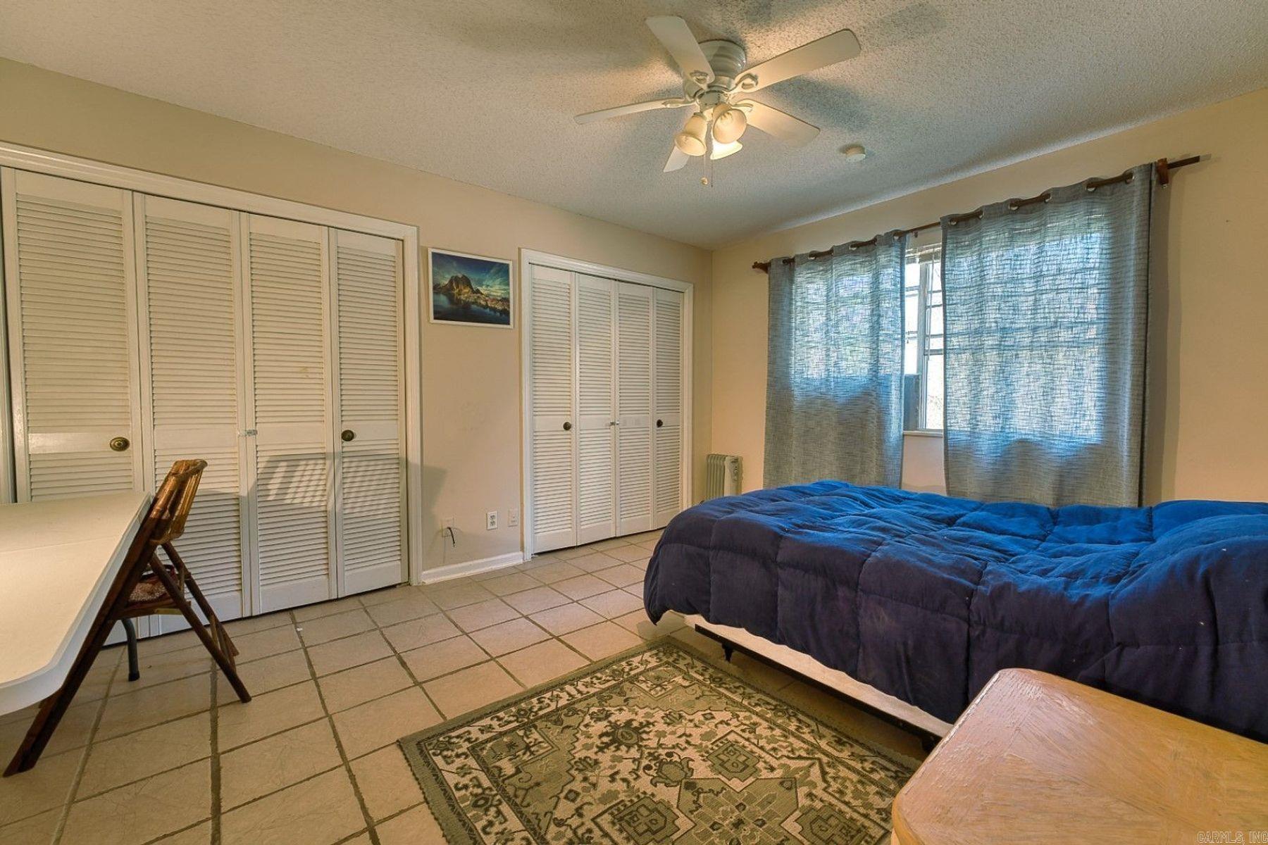 125 Carl Drive, Unit 15 Property Photo 17