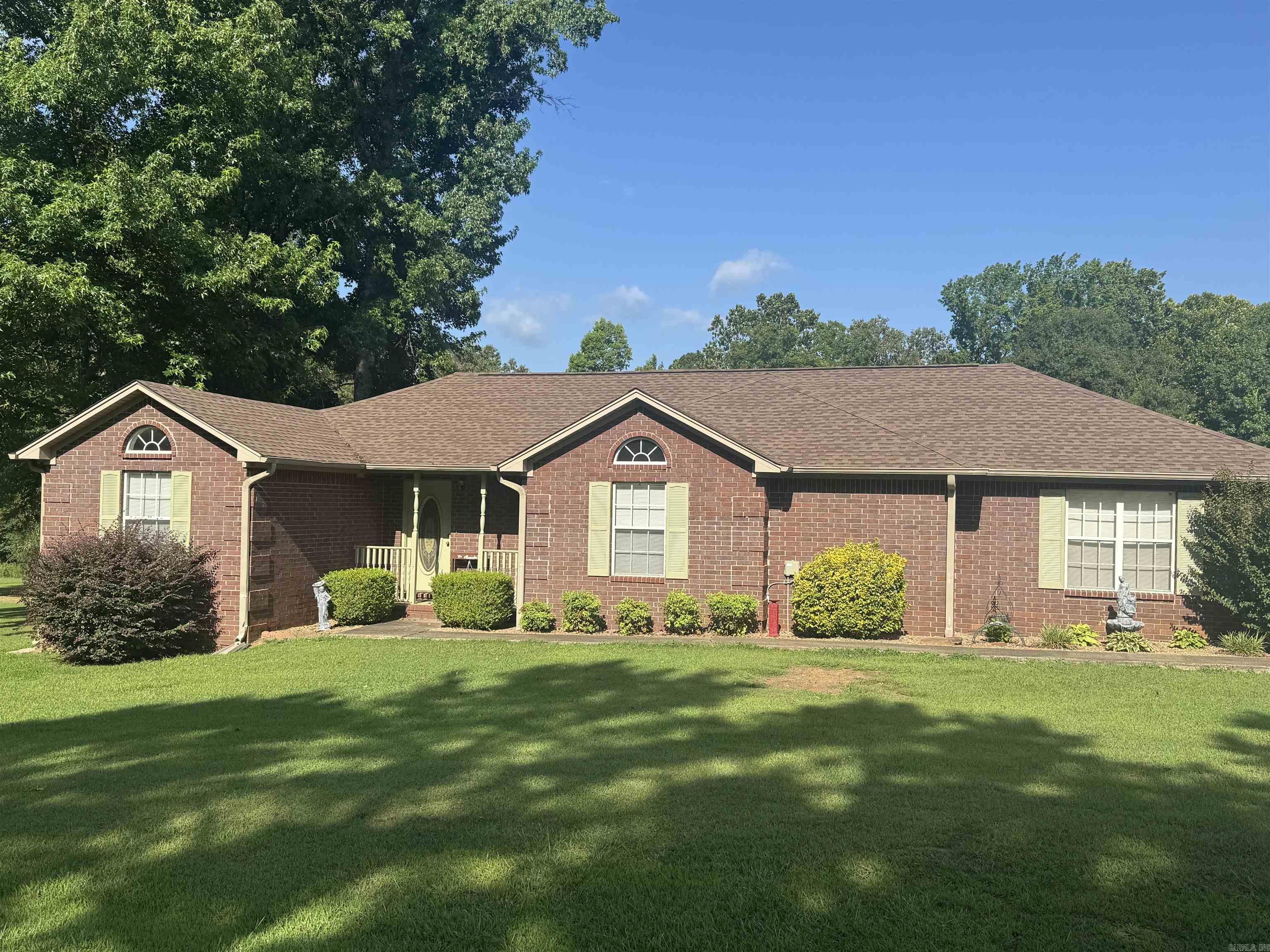 95 Deer Run Property Photo 1