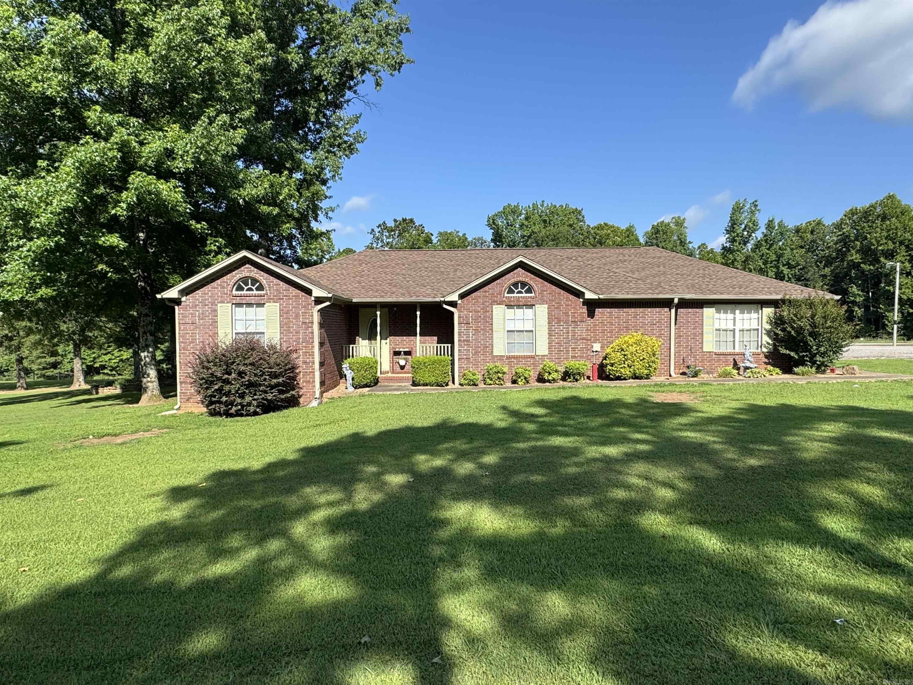 95 Deer Run Property Photo 4
