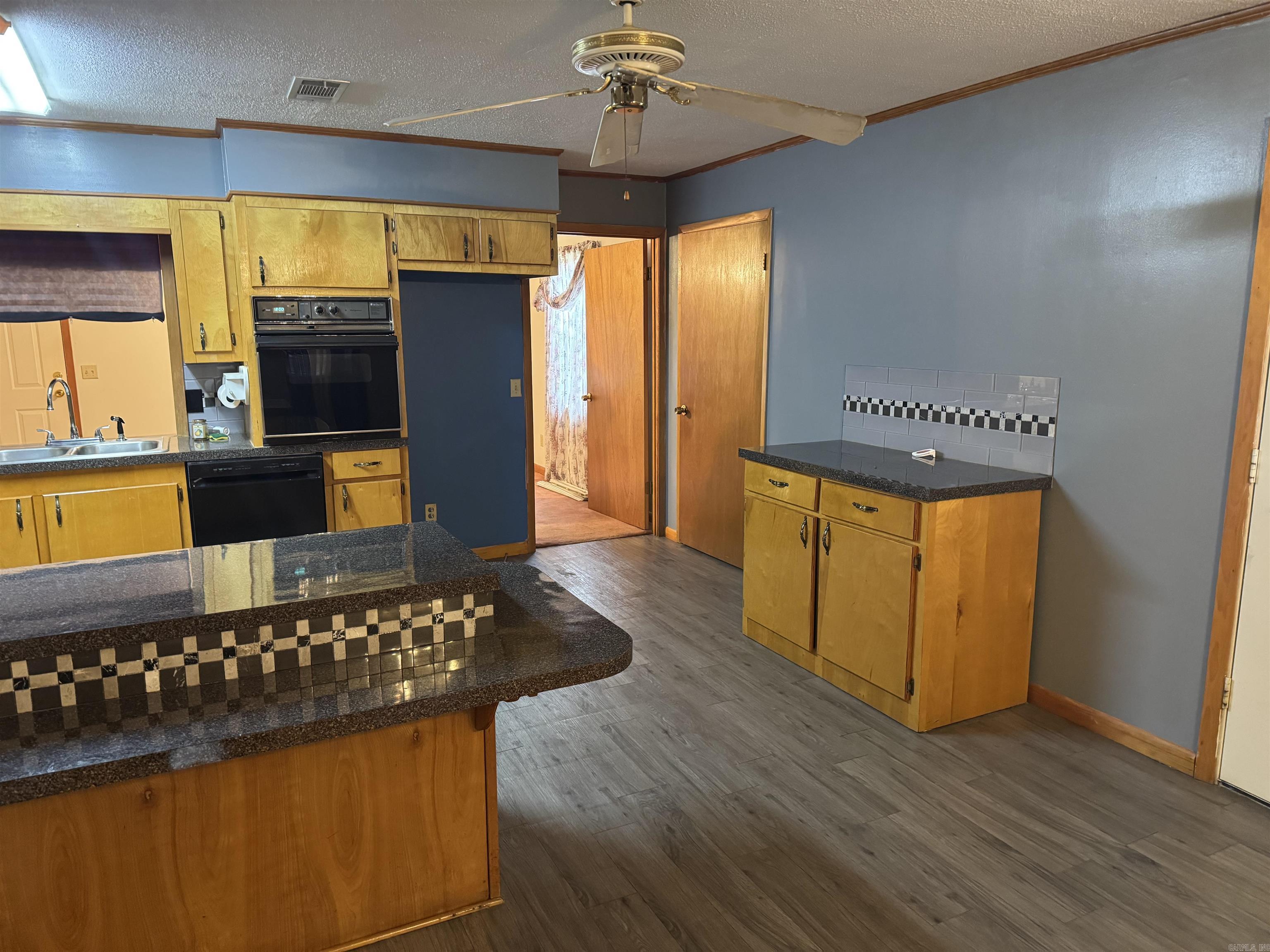 1434 Bayou Road Property Photo 6