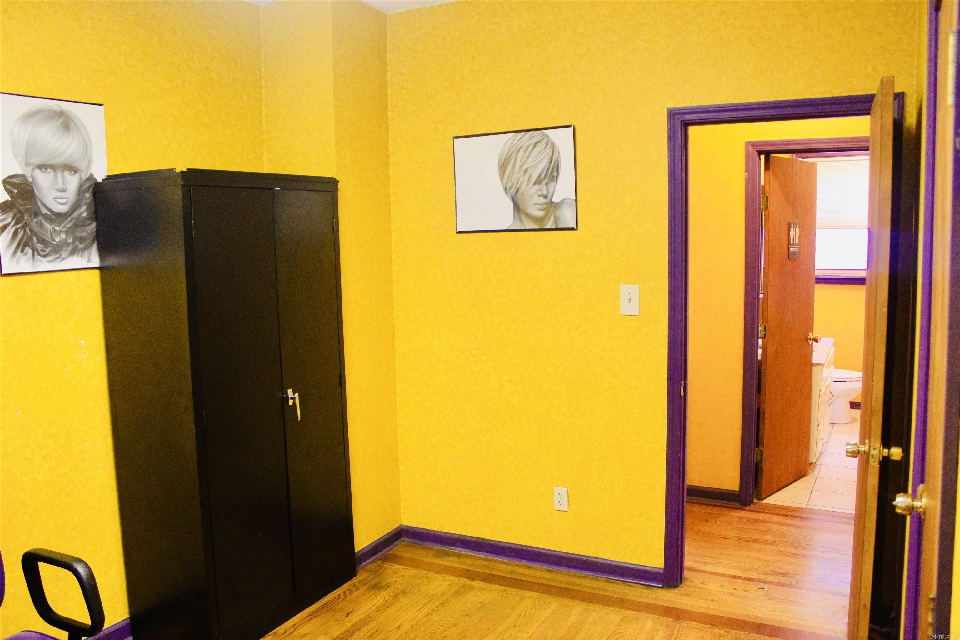 1710 Main Street Property Photo 31