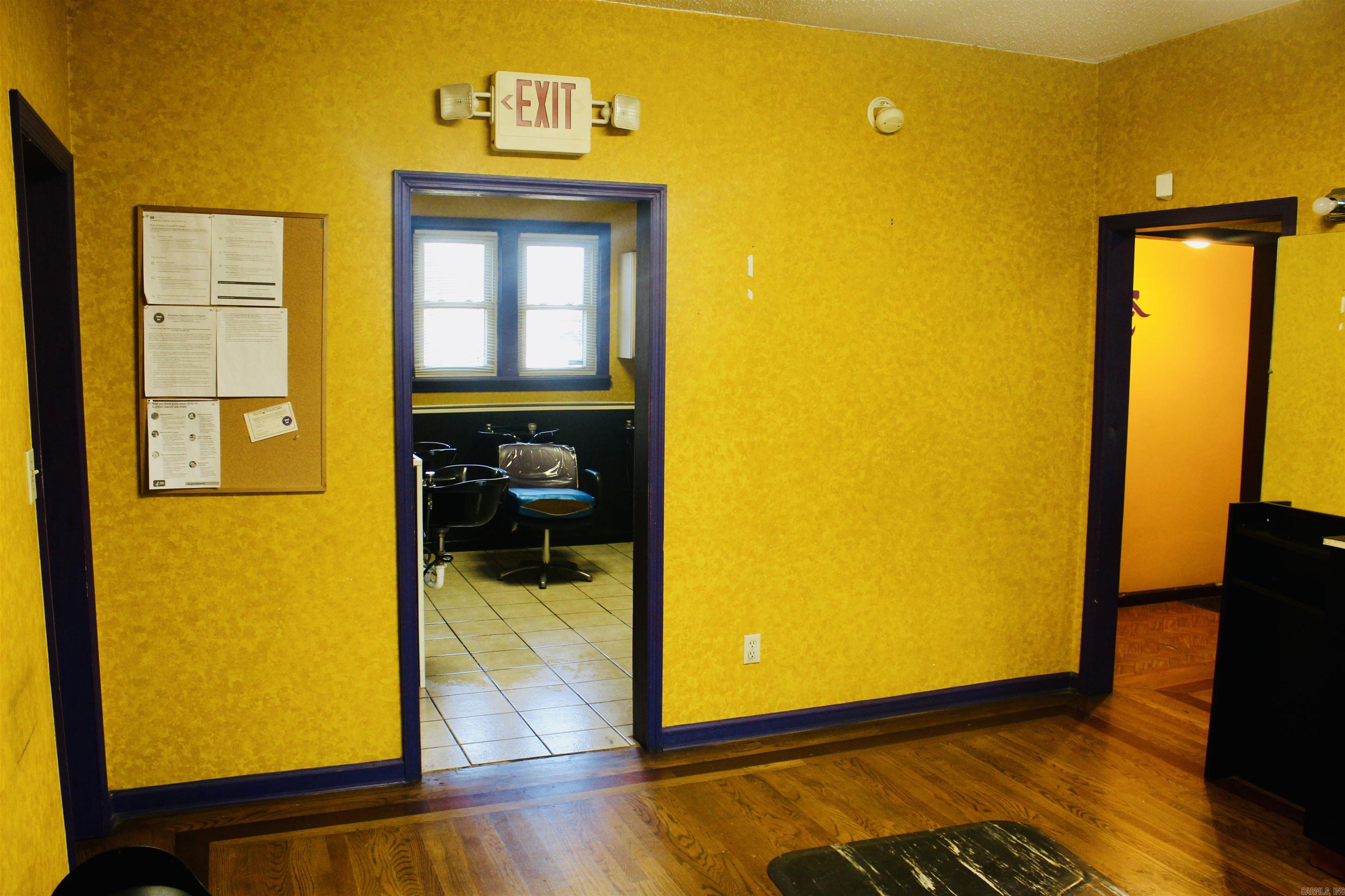 1710 Main Street Property Photo 43