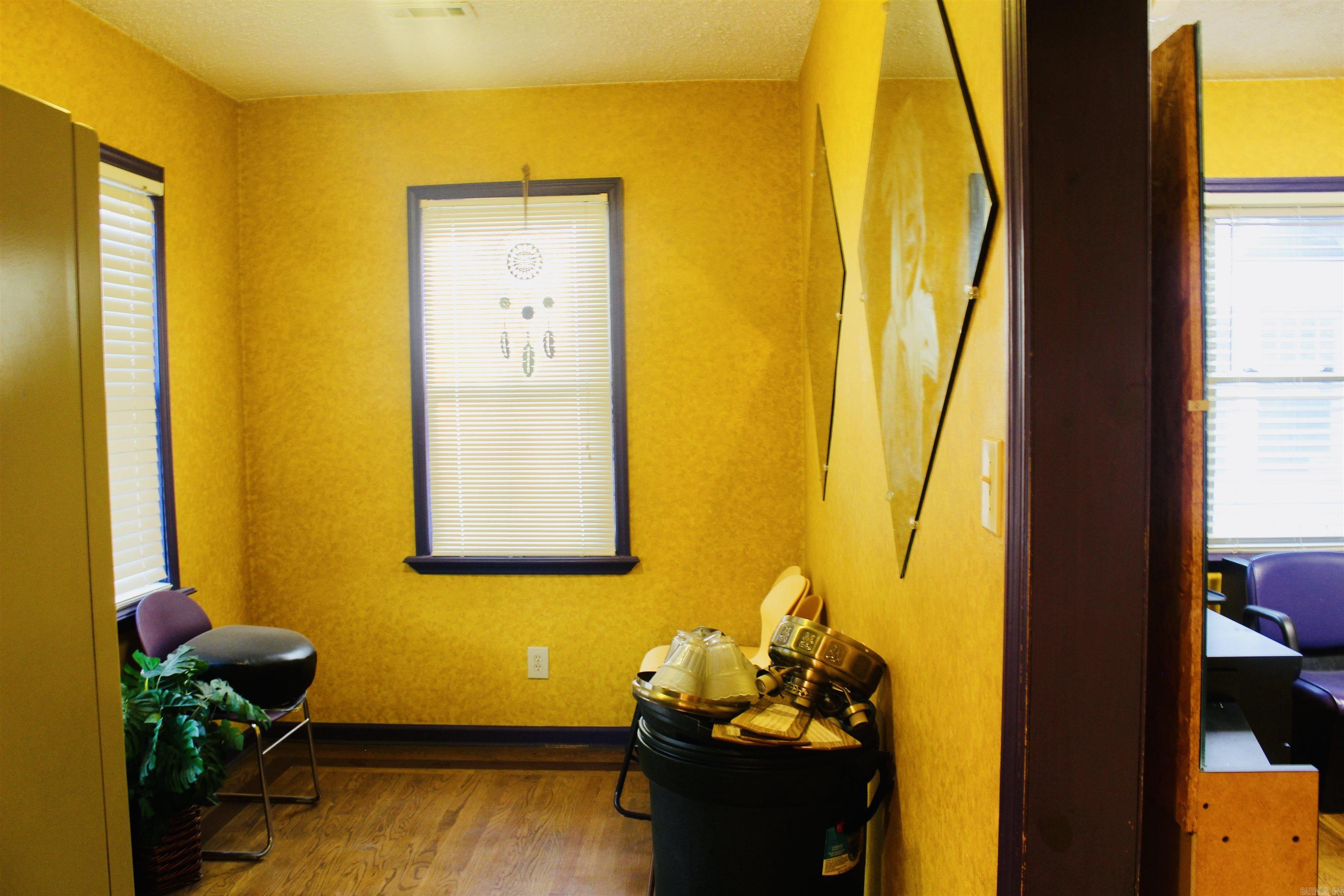 1710 Main Street Property Photo 44