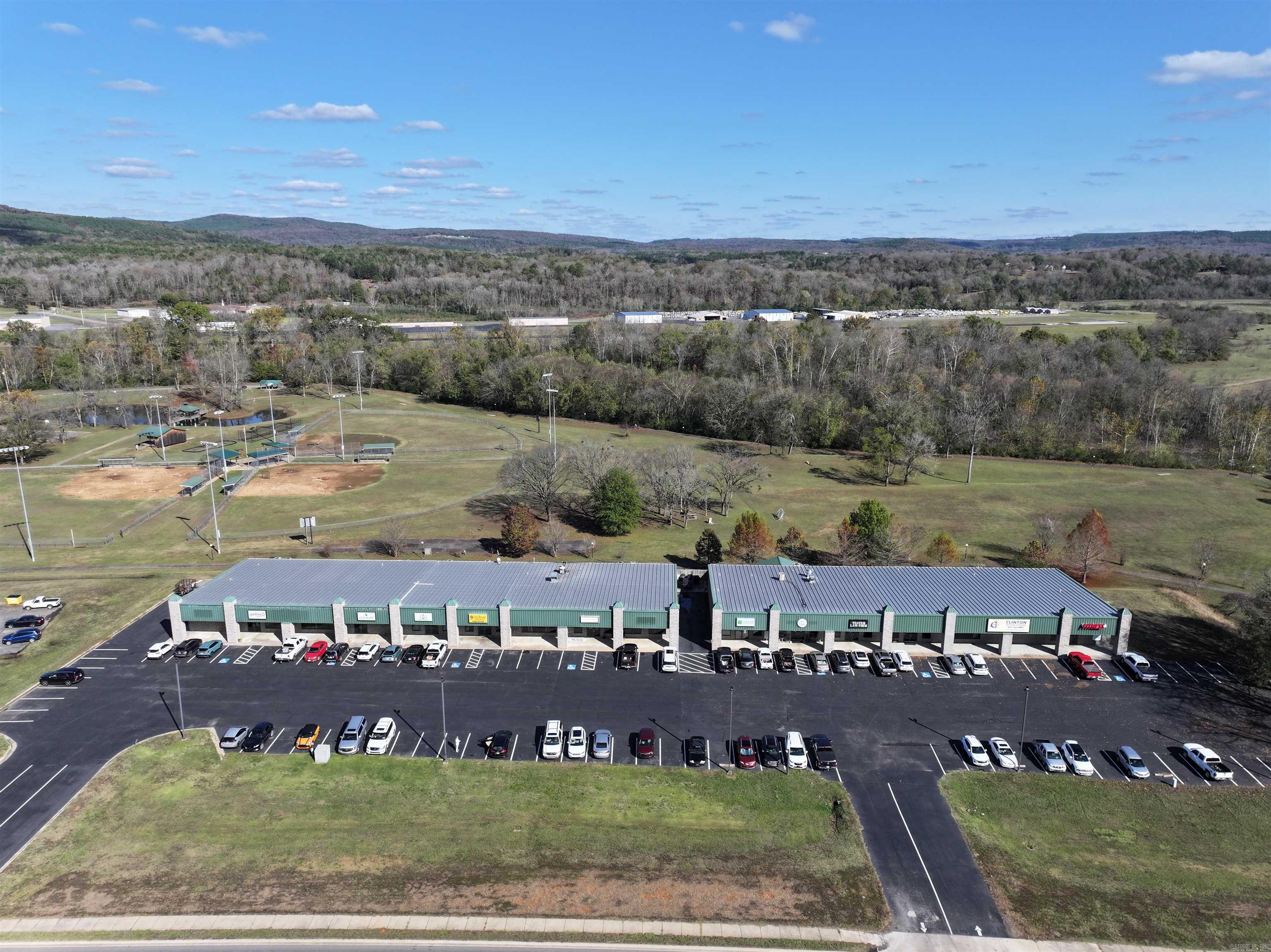 230 N Highway 65 Highway Property Photo 1