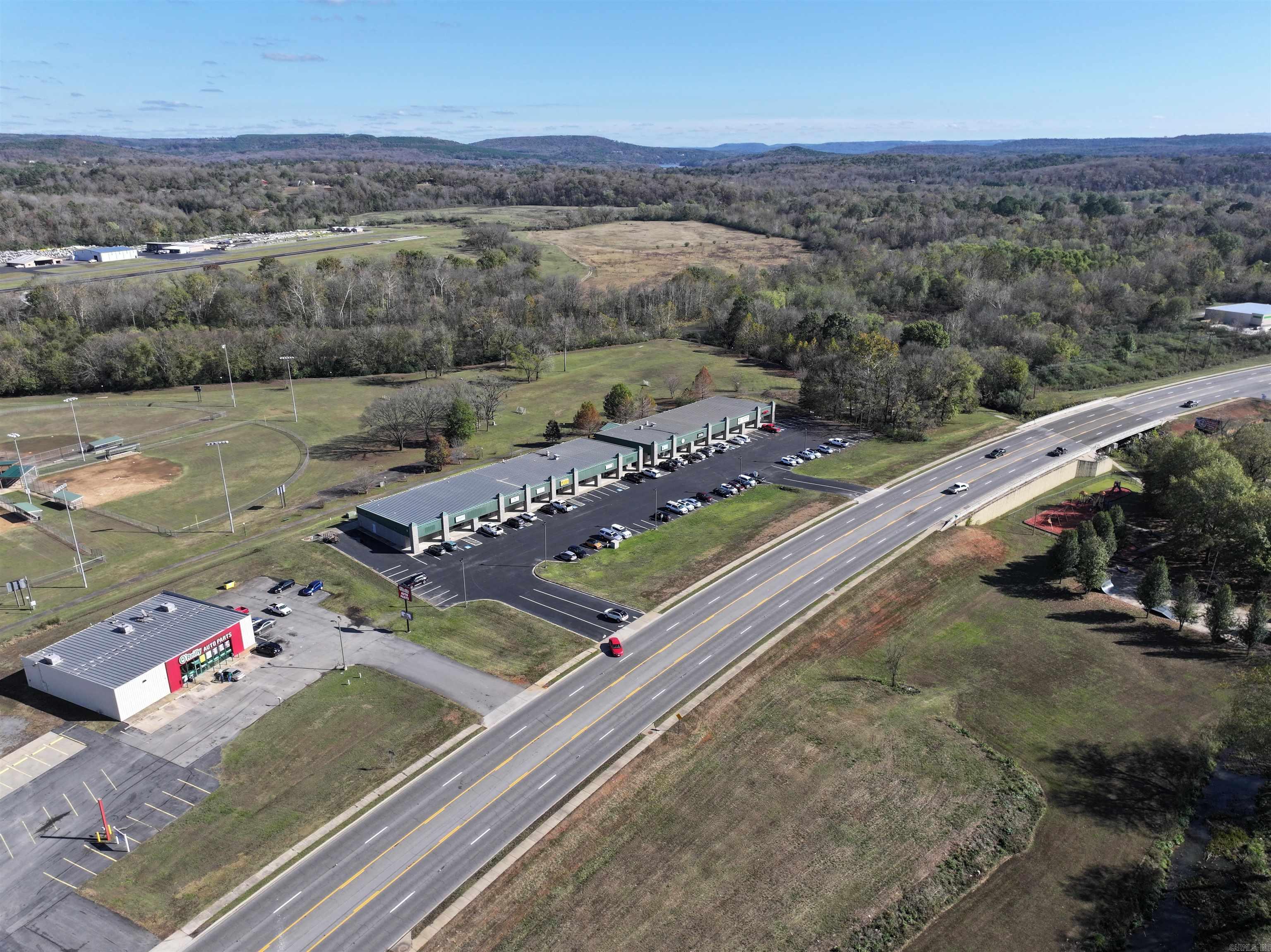 230 N Highway 65 Highway Property Photo 15