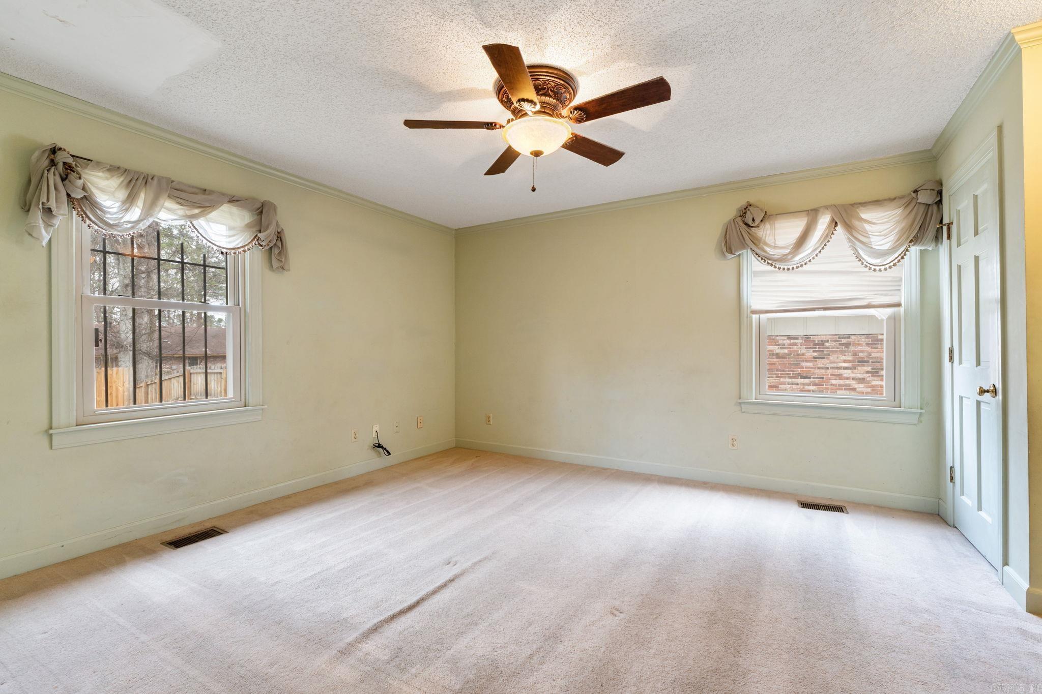 2105 Monticello Court Property Photo 21