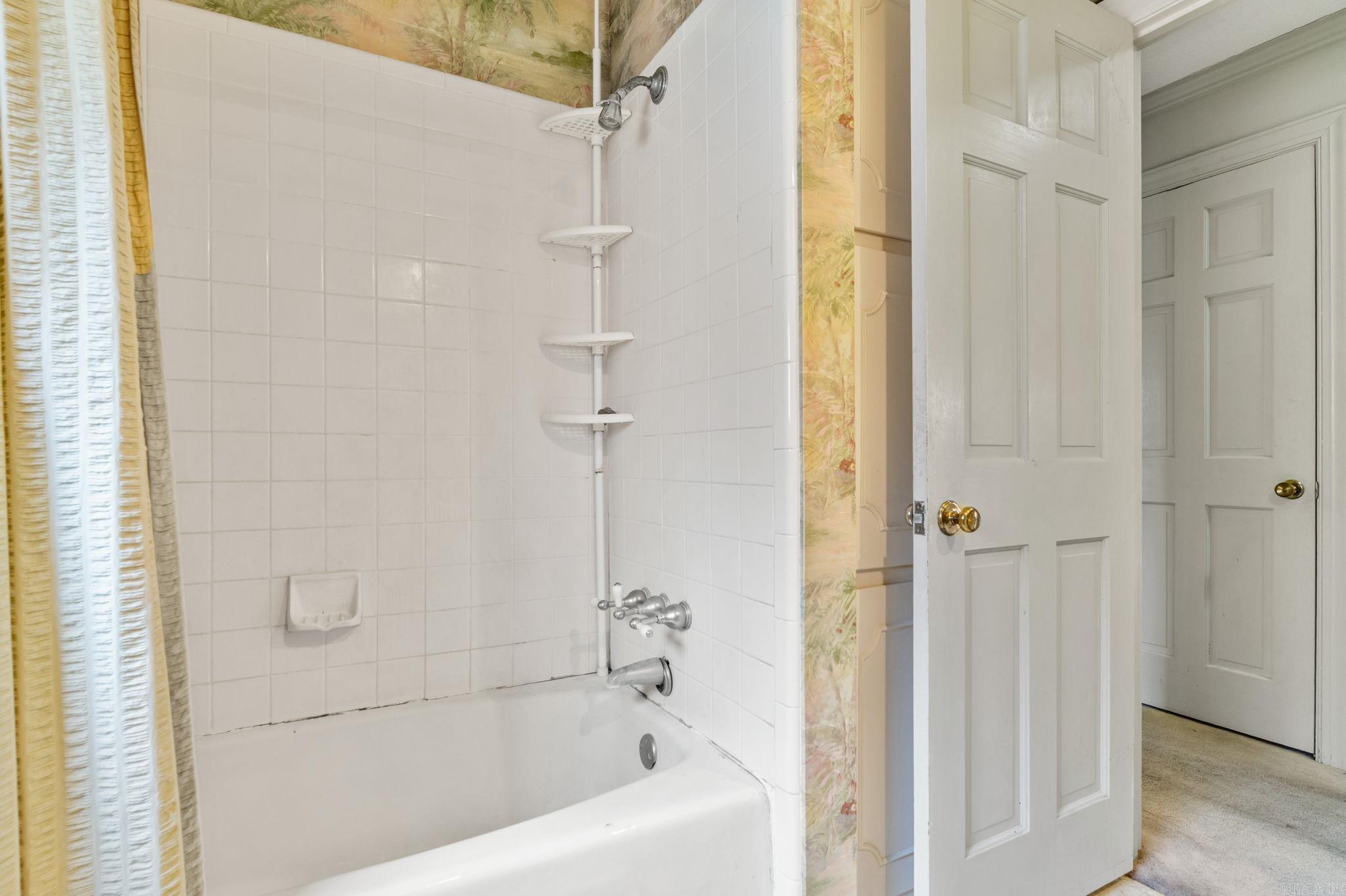 2105 Monticello Court Property Photo 25