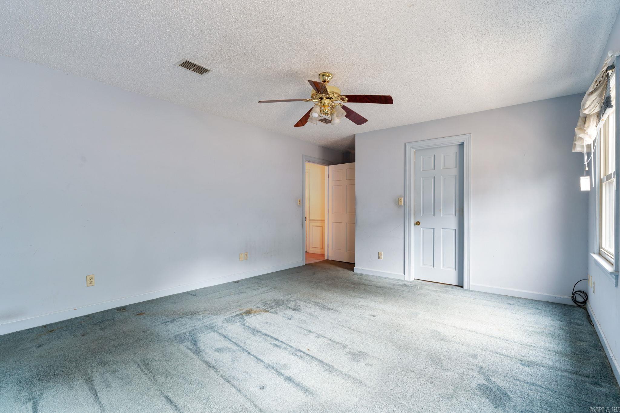 2105 Monticello Court Property Photo 29