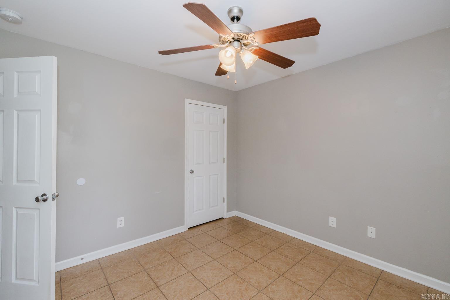 518 S Main Property Photo 22