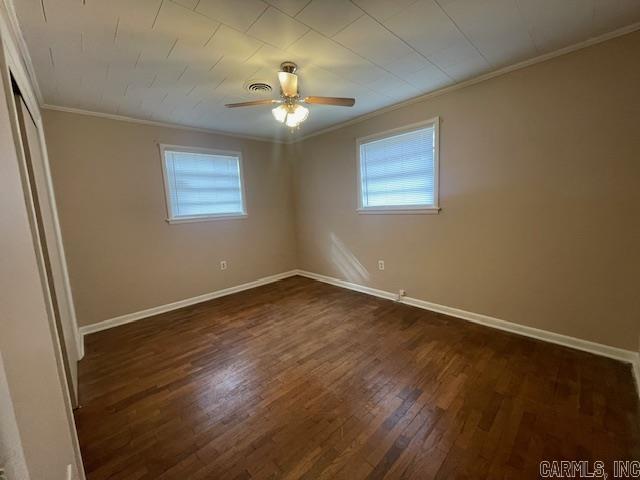 1606 S Maple Street Property Photo 3