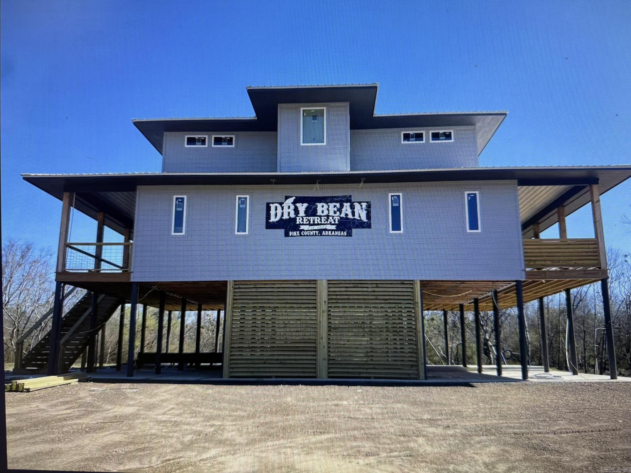 #8 Brian Drive Property Photo 1