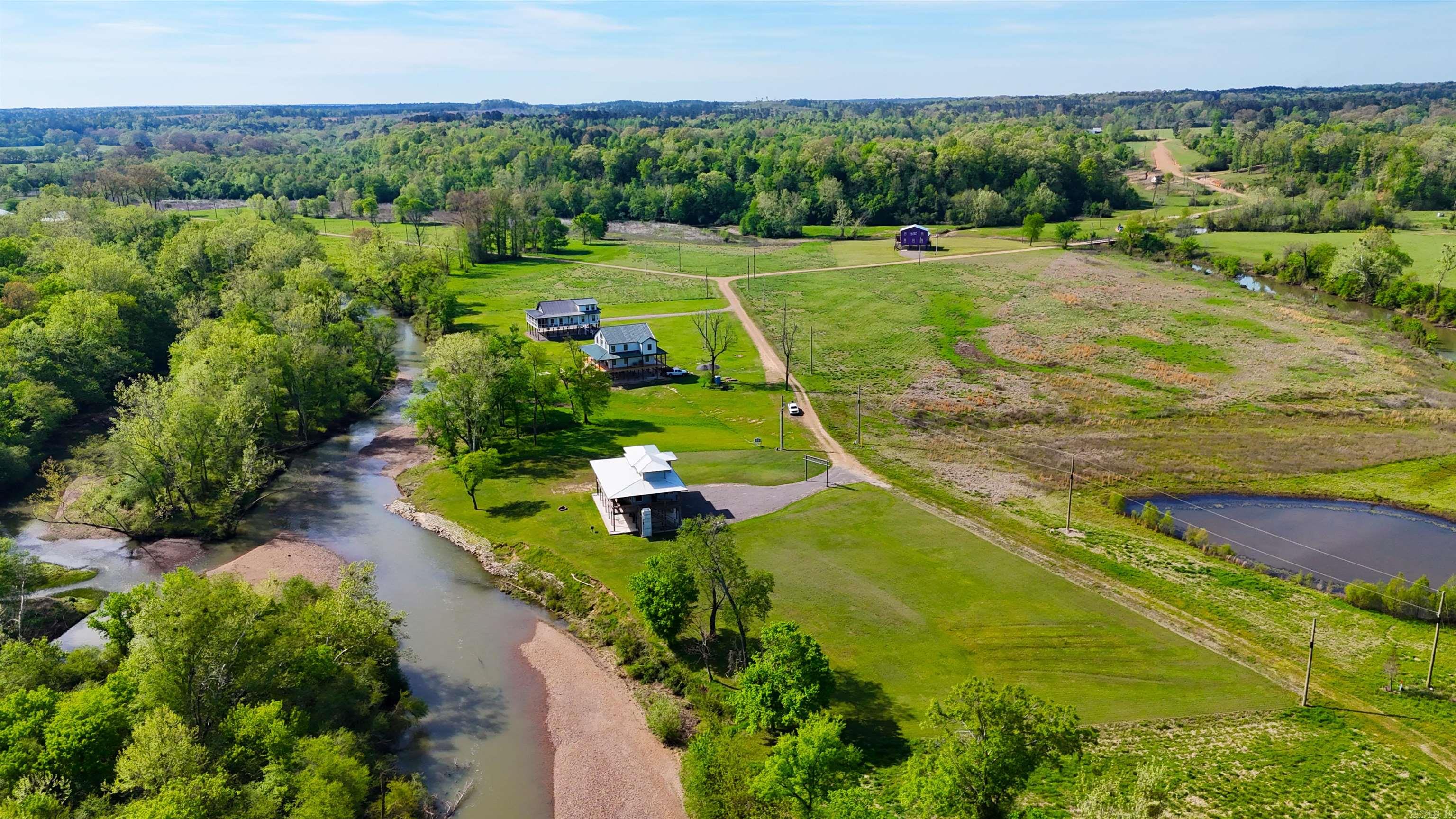 #8 Brian Drive Property Photo 4