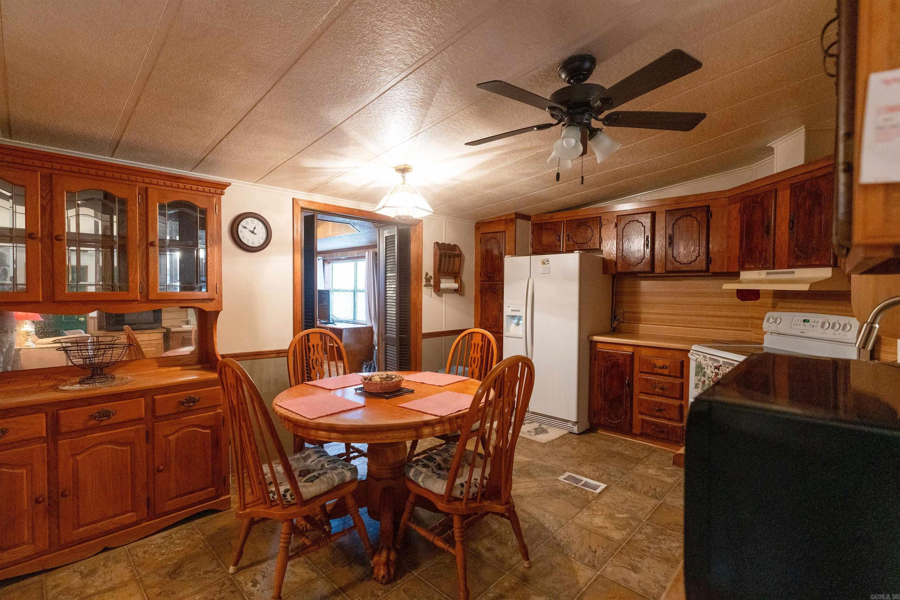 3432 N Heber Springs Road Property Photo 9