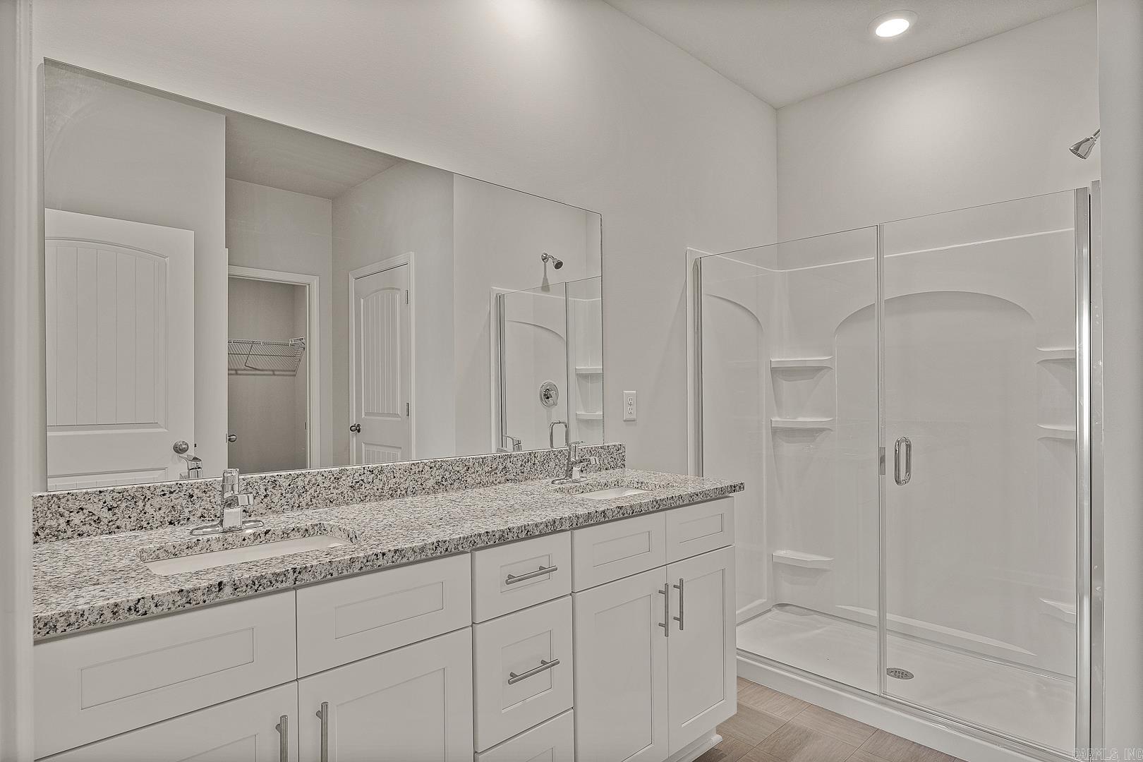 3333 Hank Drive Property Photo 14