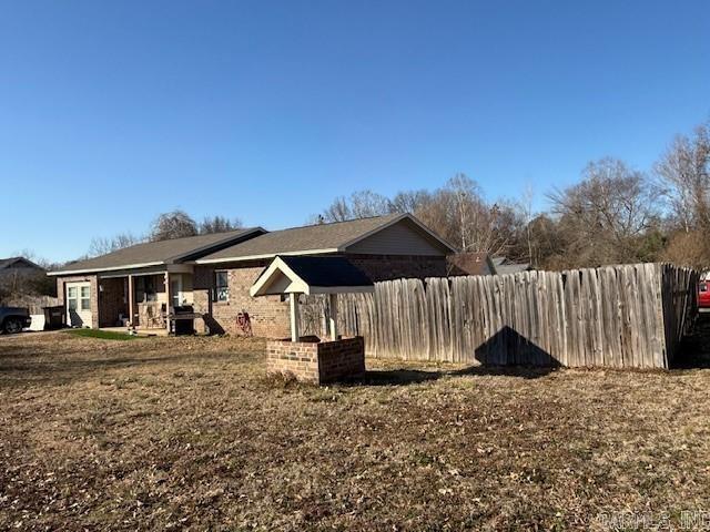 613 Valley Drive Property Photo 2