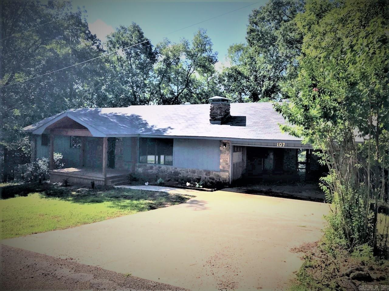 107 Courtshire Property Photo 2