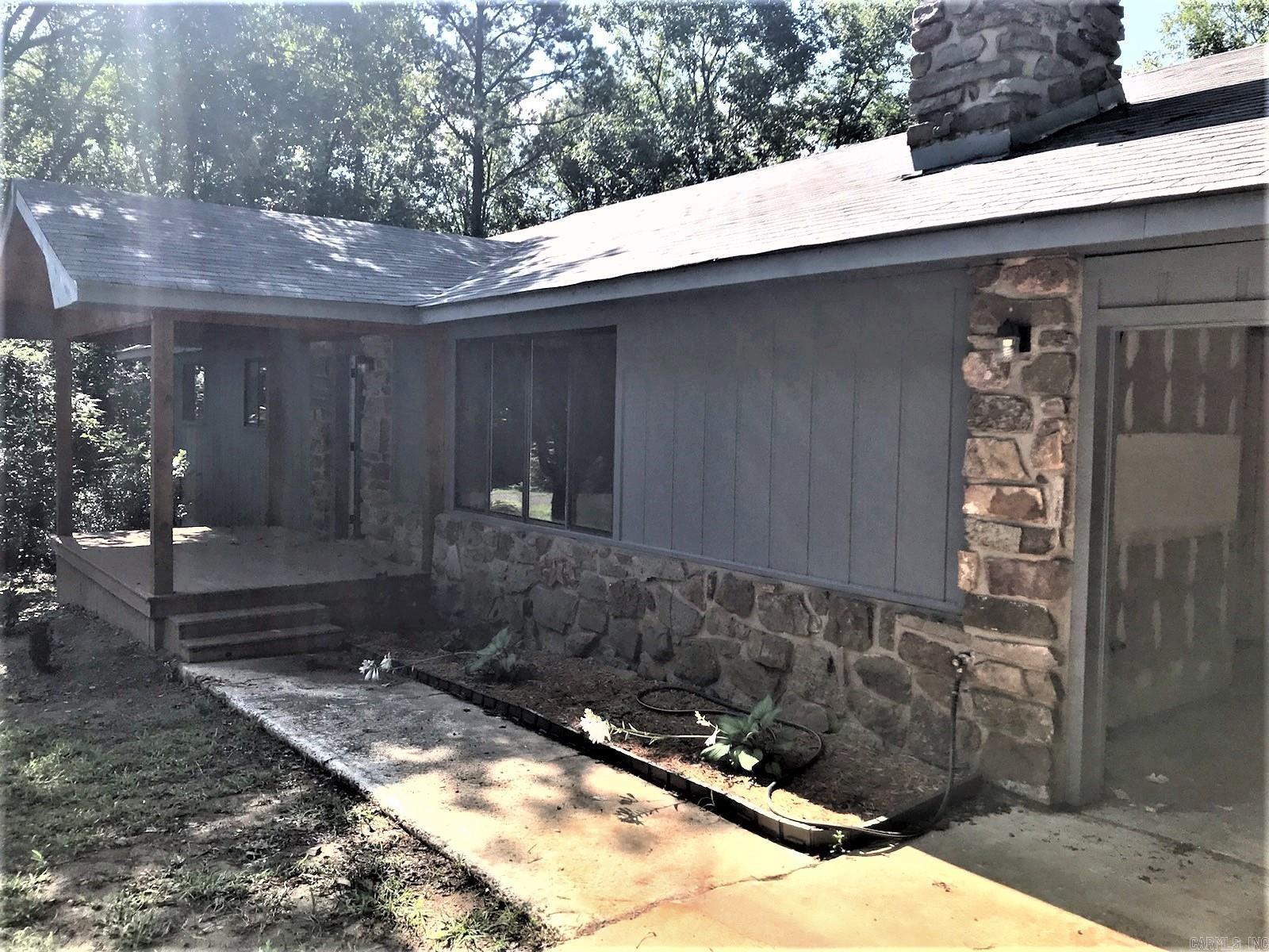 107 Courtshire Property Photo 5