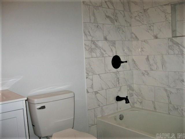 107 Courtshire Property Photo 17