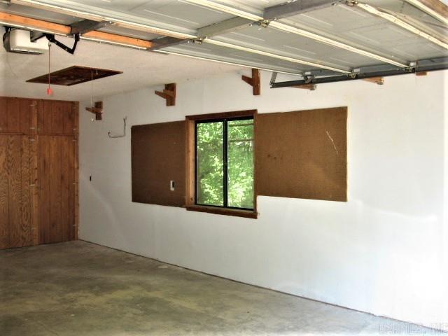 107 Courtshire Property Photo 40