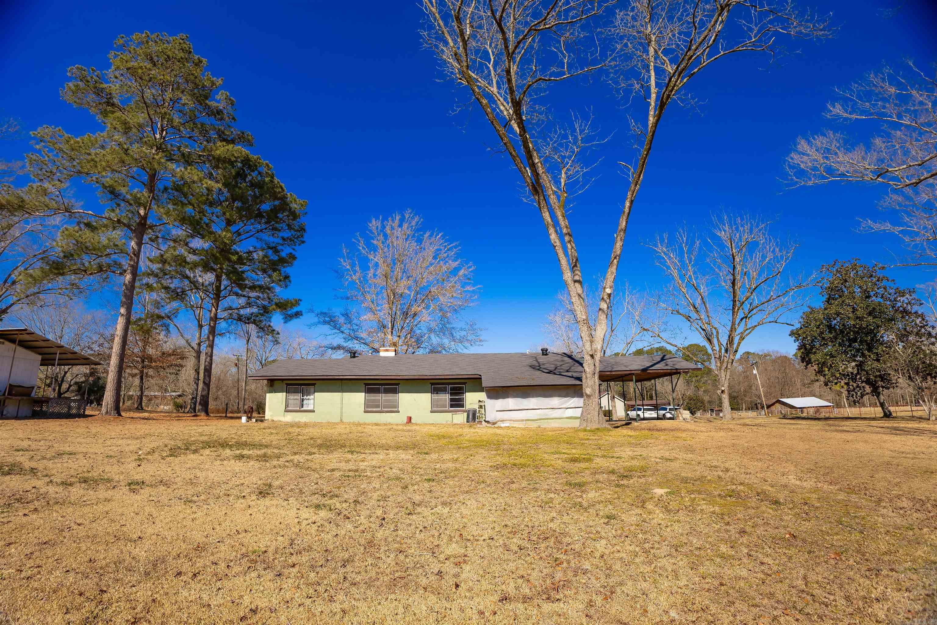 2025 O Rear Rd Property Photo 6