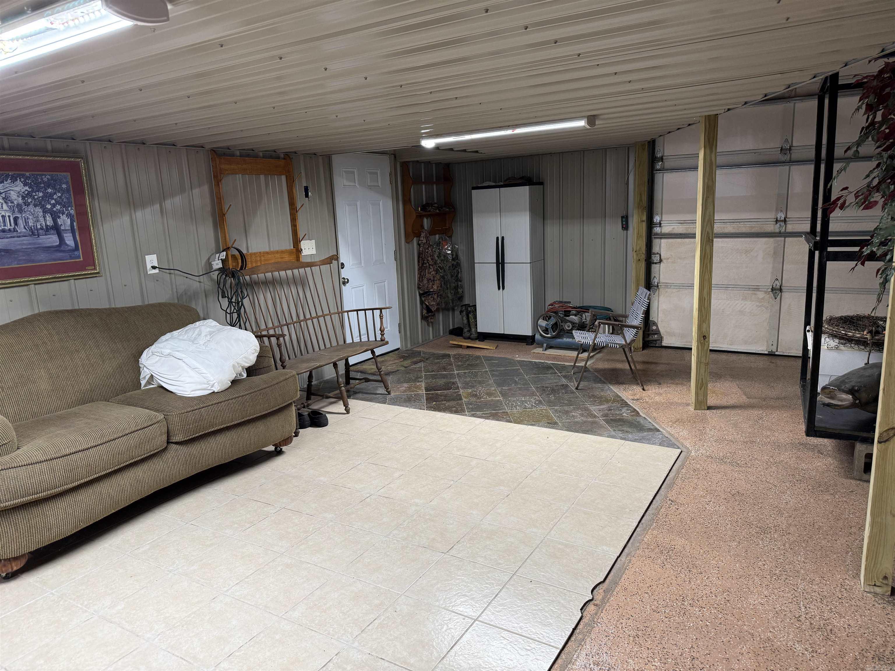 185 Miller Lane Property Photo 7