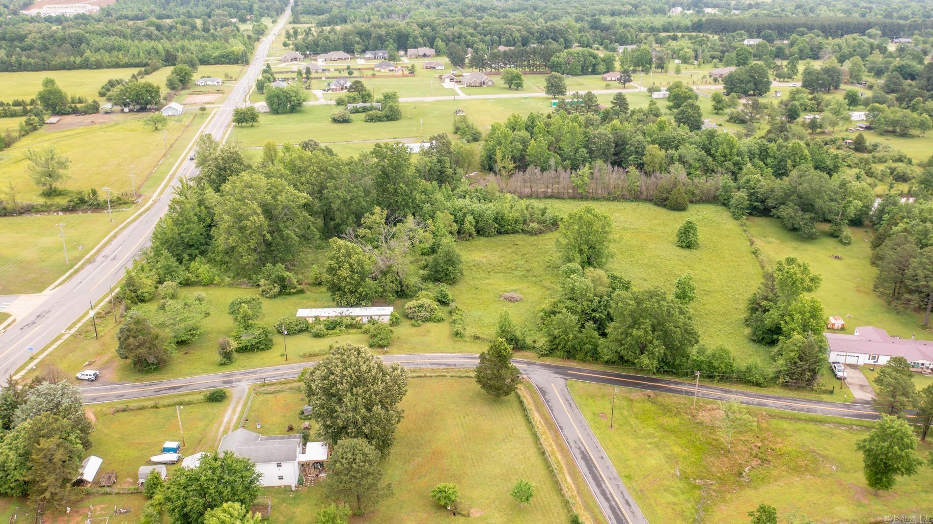 3 Ridgedale Circle Property Photo 4
