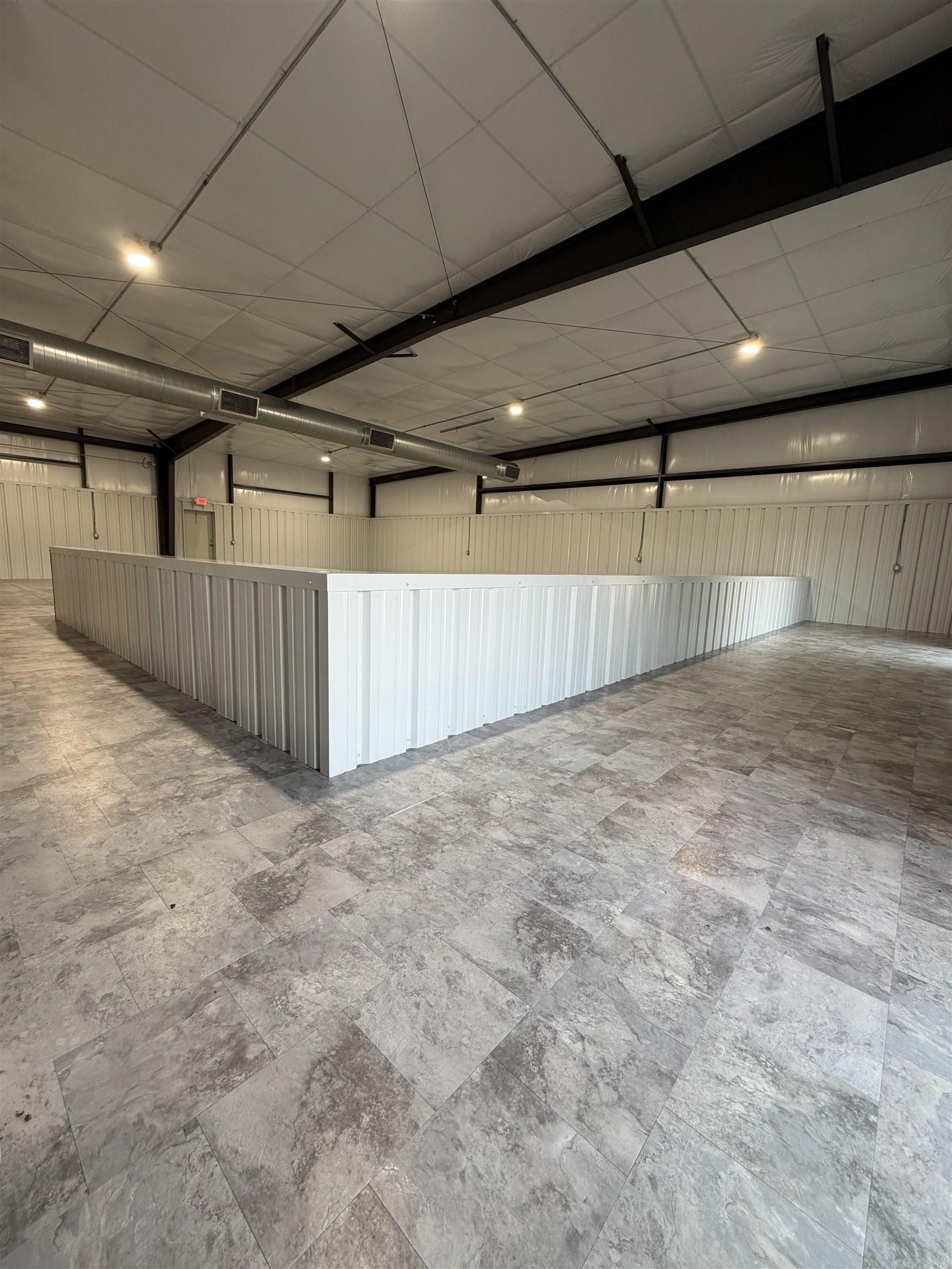 24005 Arch Street Property Photo 3