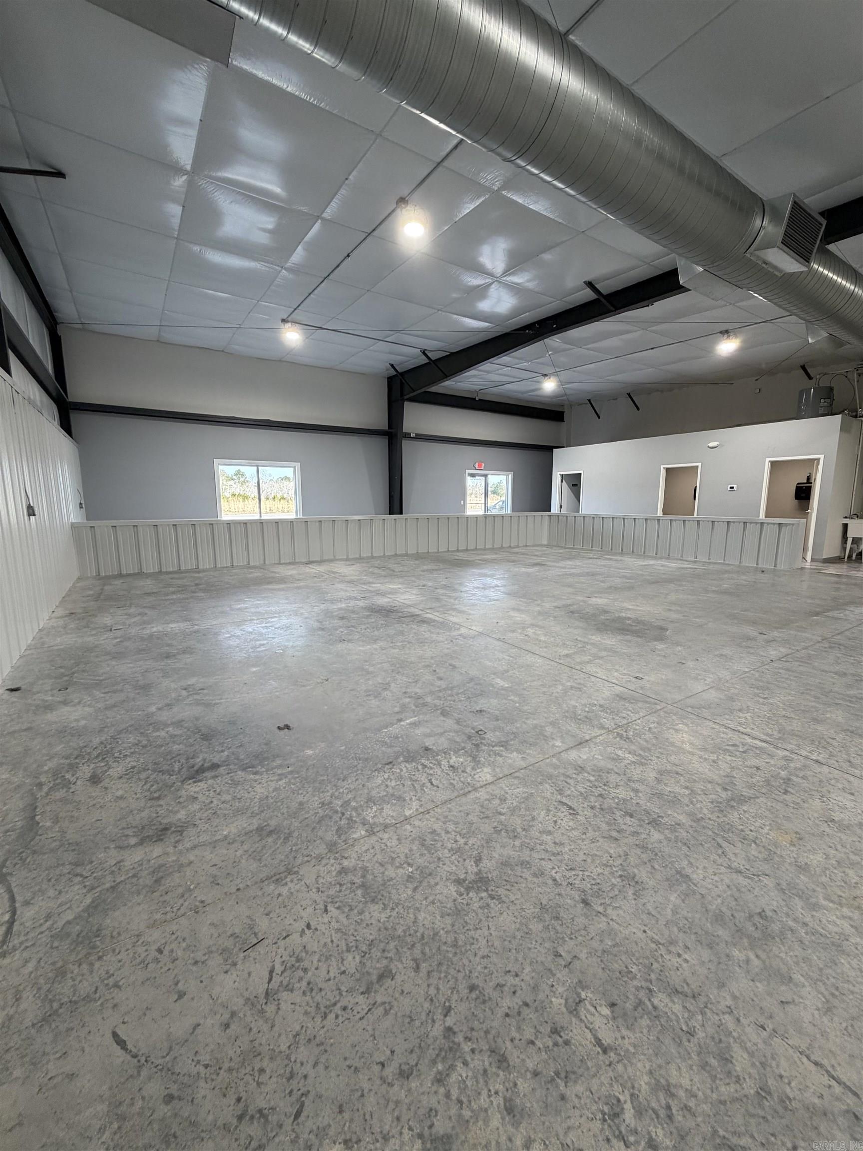 24005 Arch Street Property Photo 7