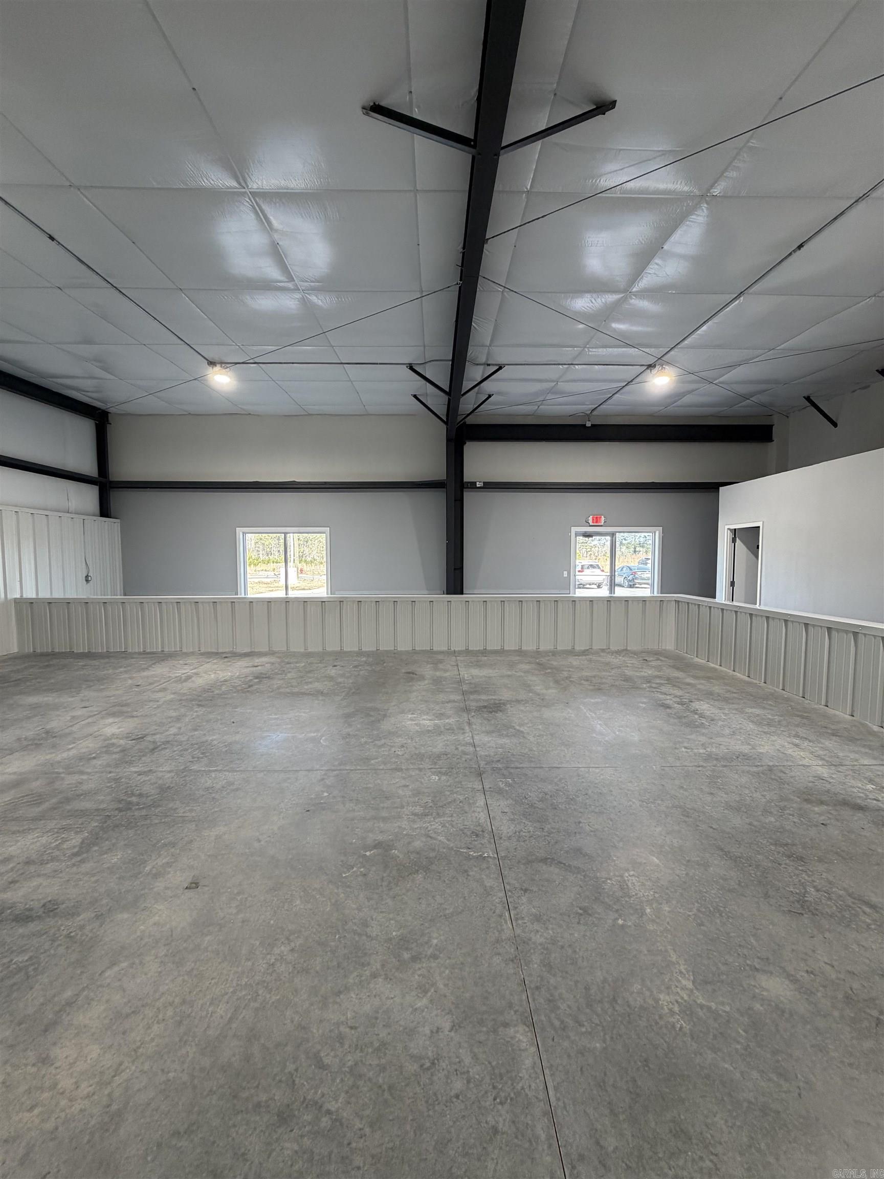 24005 Arch Street Property Photo 8