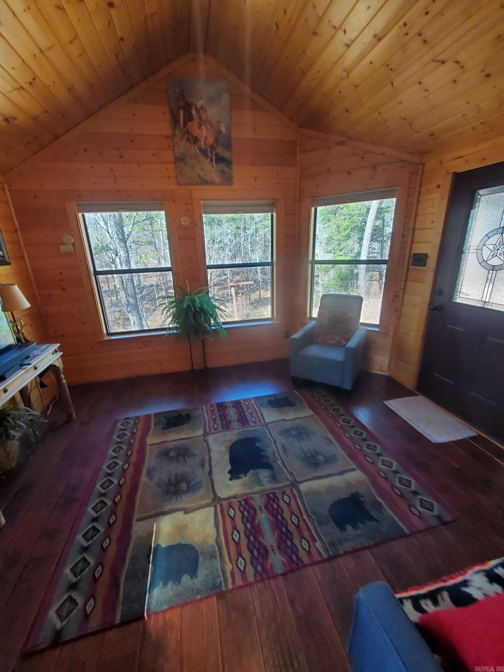 567 Shack Creek Lane Property Photo 8