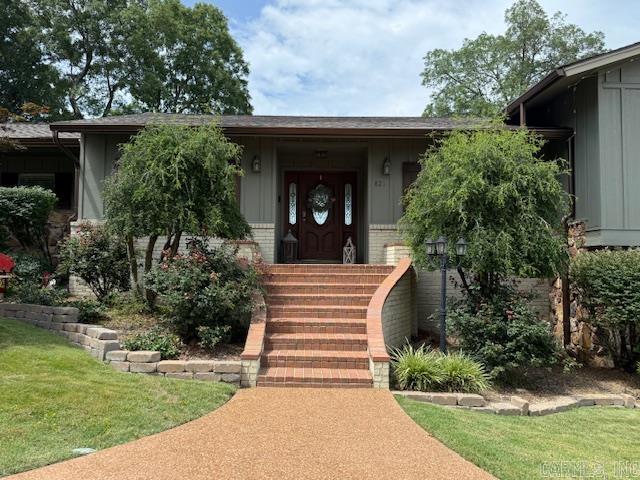 825 Dennison Heights Property Photo 2